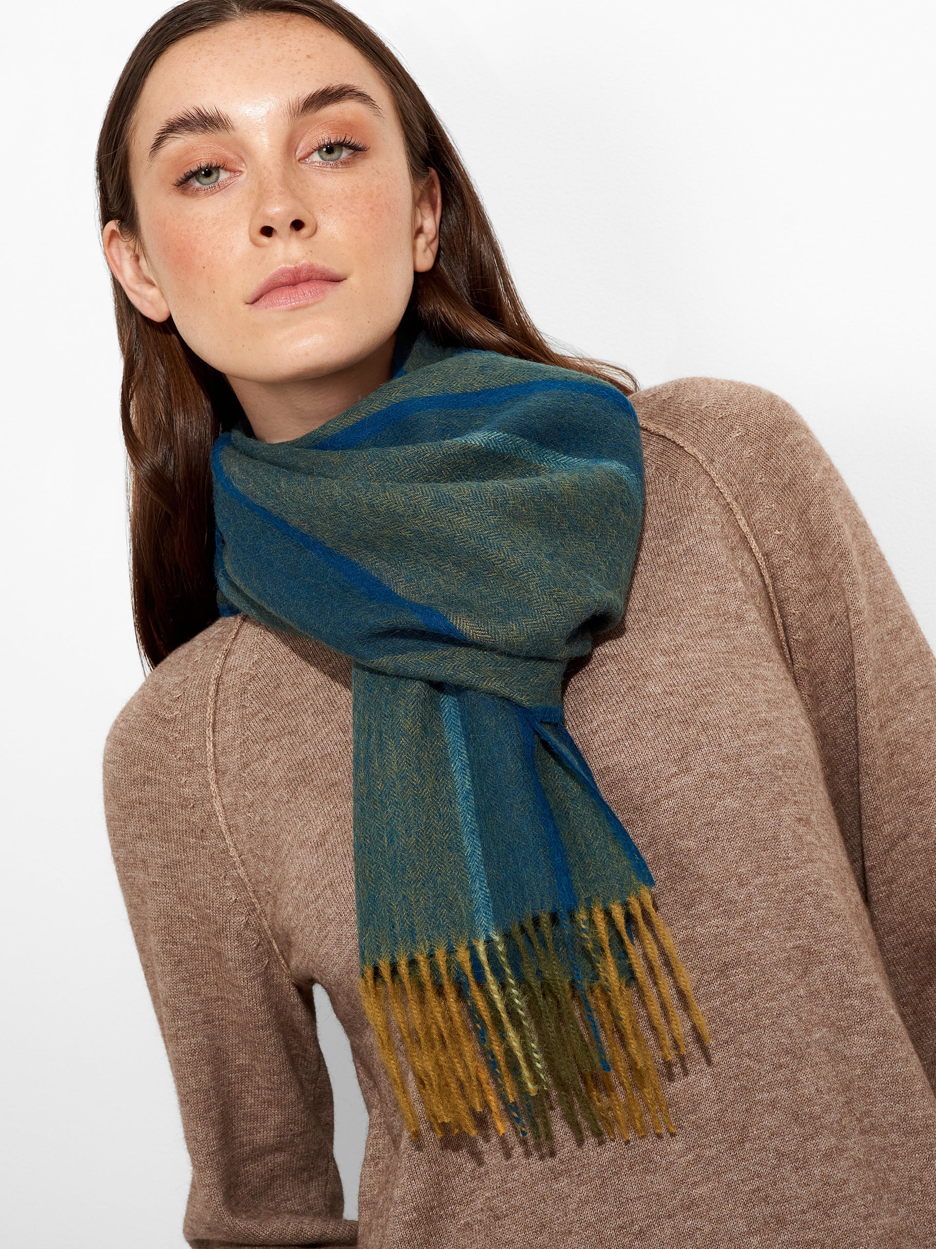 Perejil Scarf Baby Alpaca Color Green