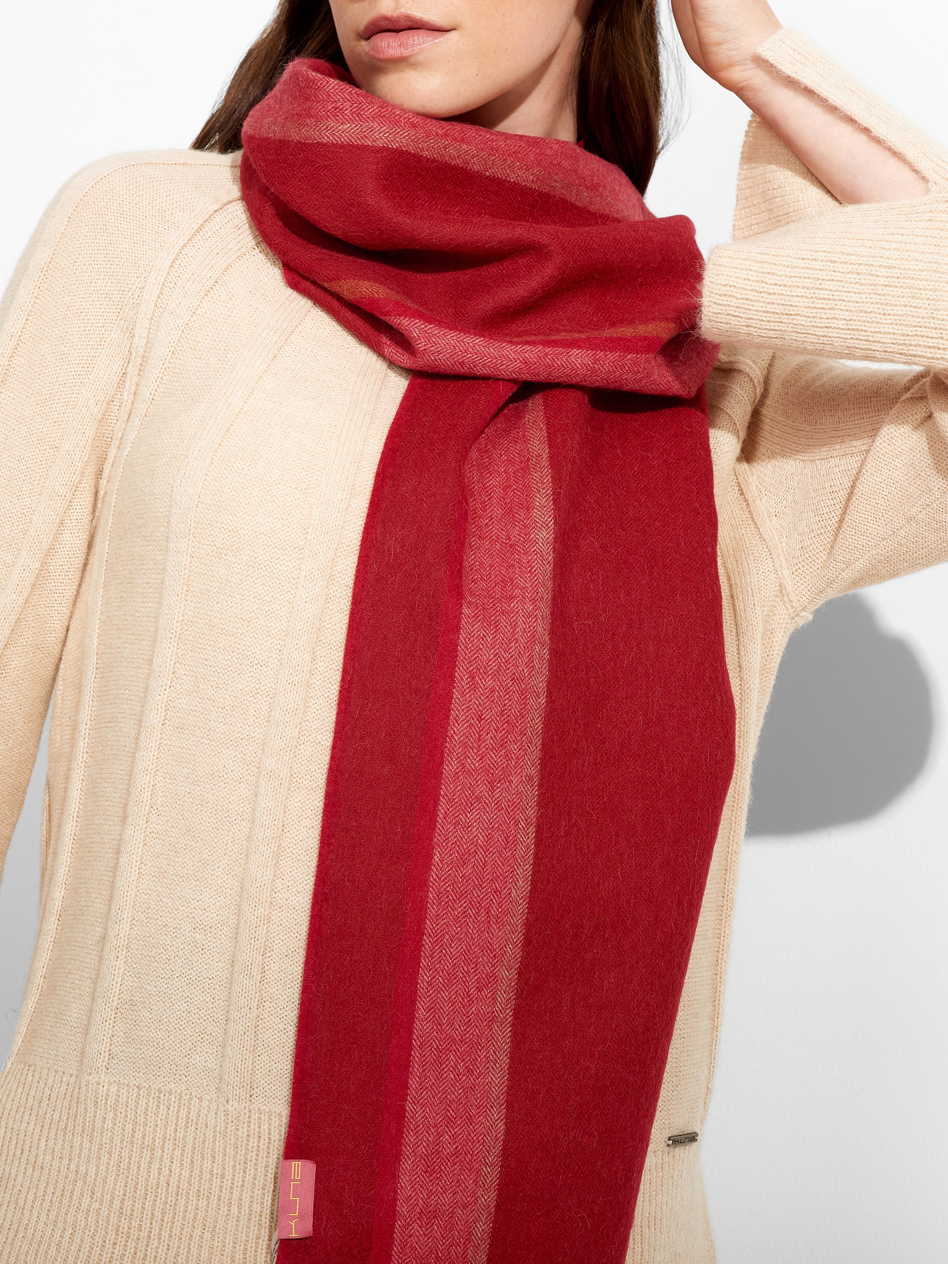 Perejil Scarf Baby Alpaca Color Red