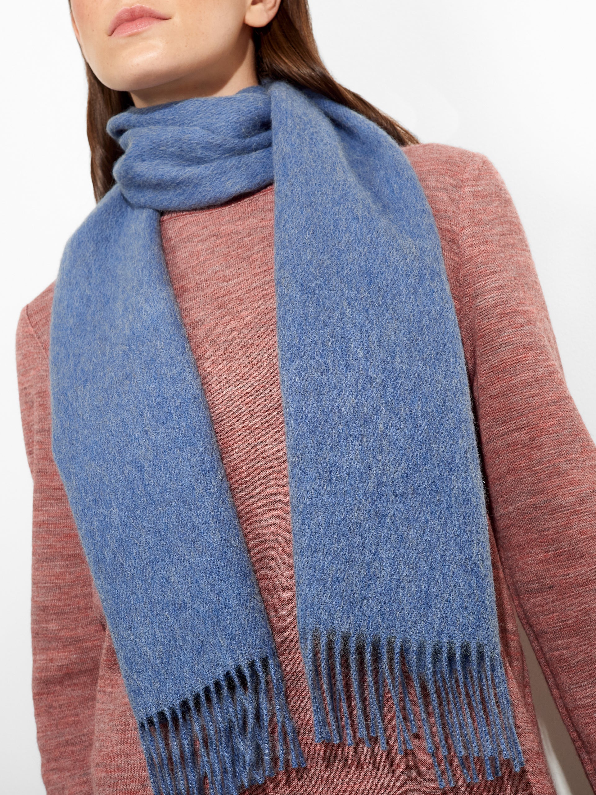 Zeta Scarf Baby Alpaca Color Ligth Blue