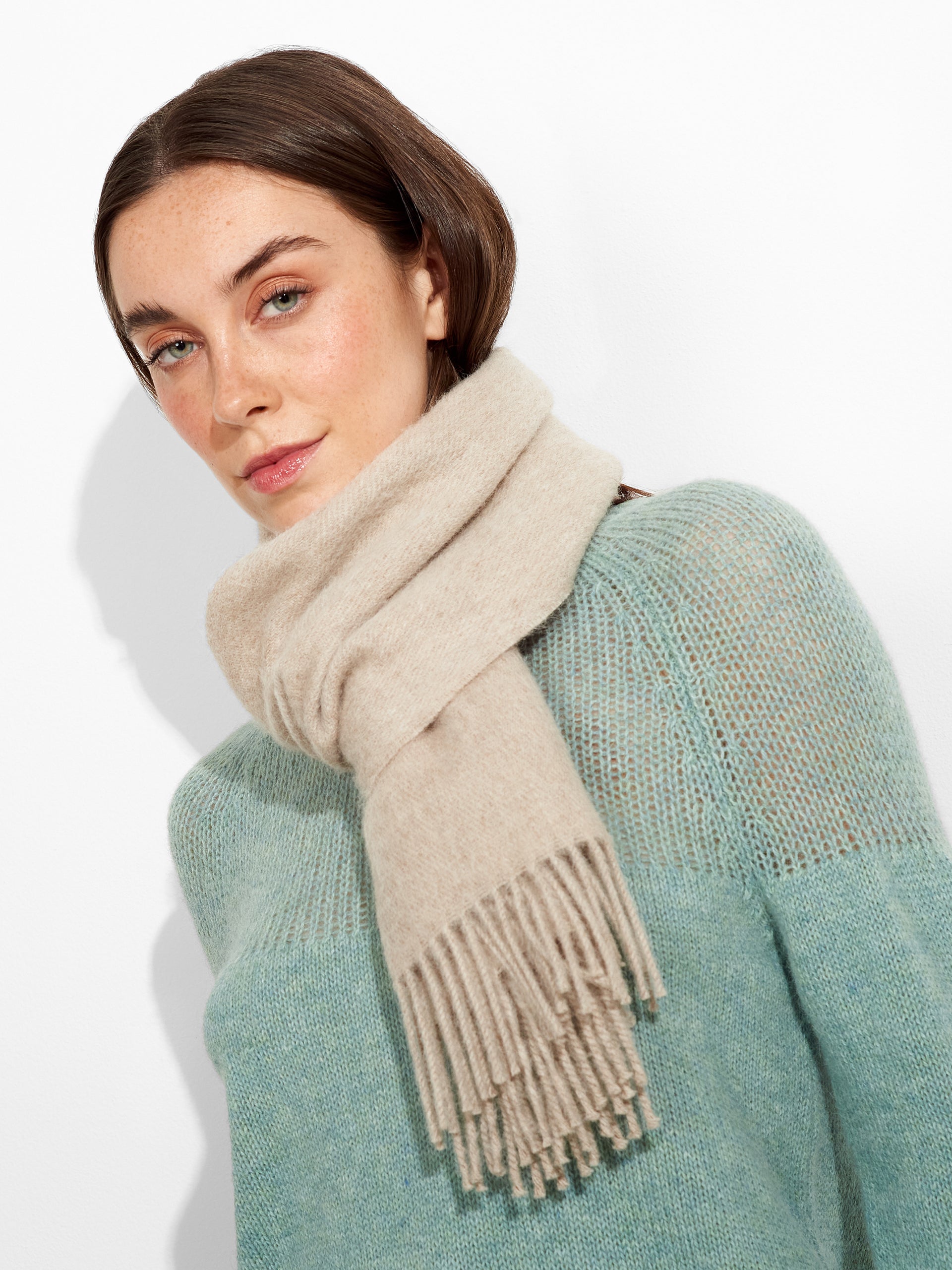 Zeta Scarf Baby Alpaca Color Beige
