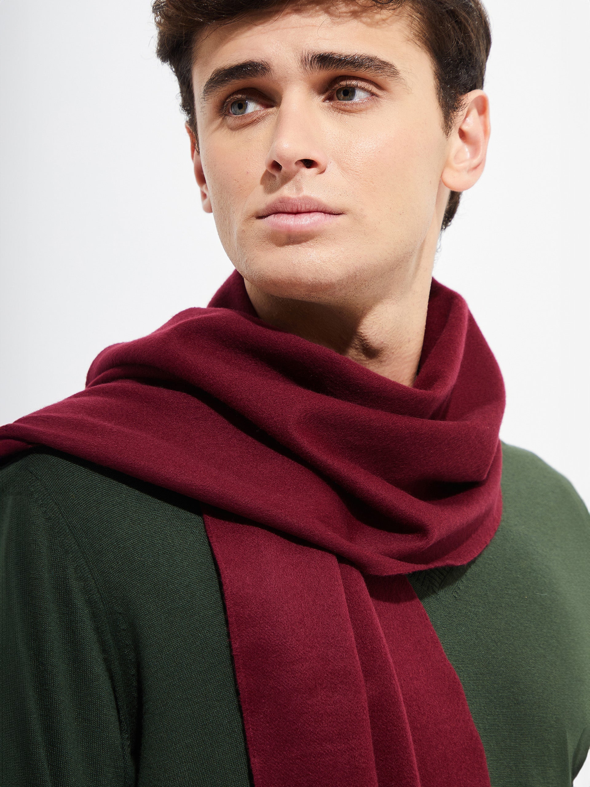 Basel Scarf Vicuña Color Burdeo