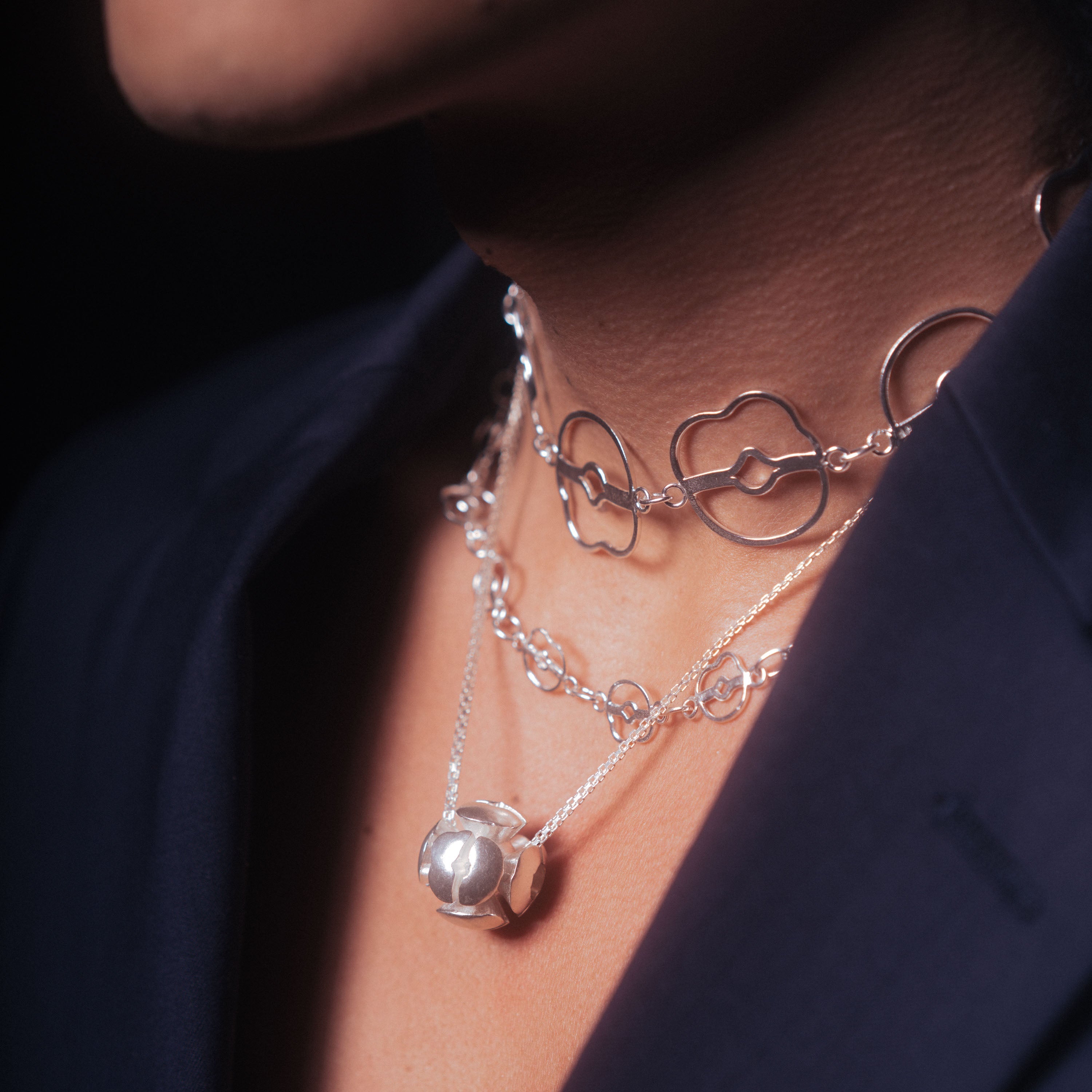 Besos Ball Chain - Paz Lifestyle