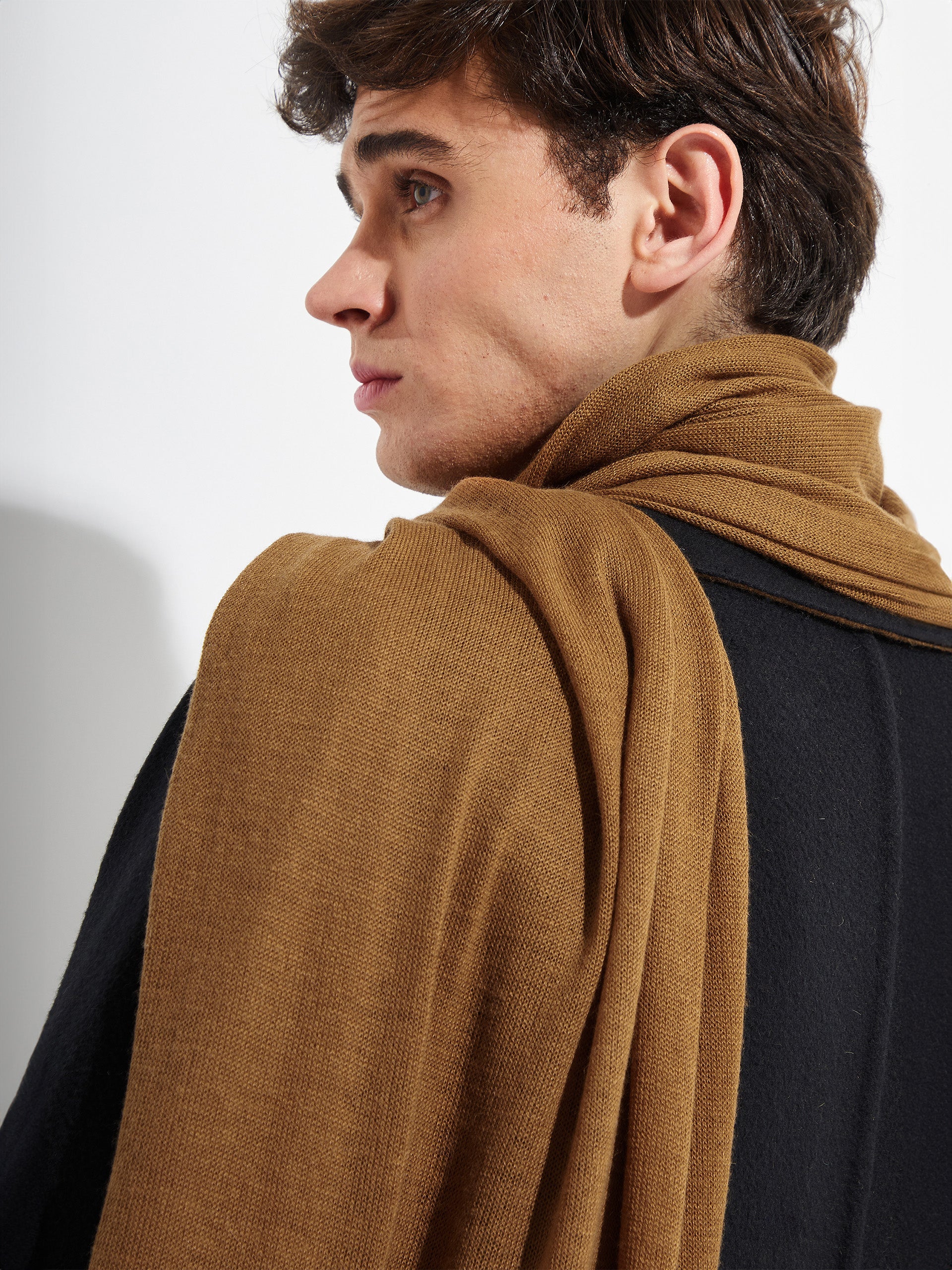 Bouveret Shawl Vicuña Color Vicuna