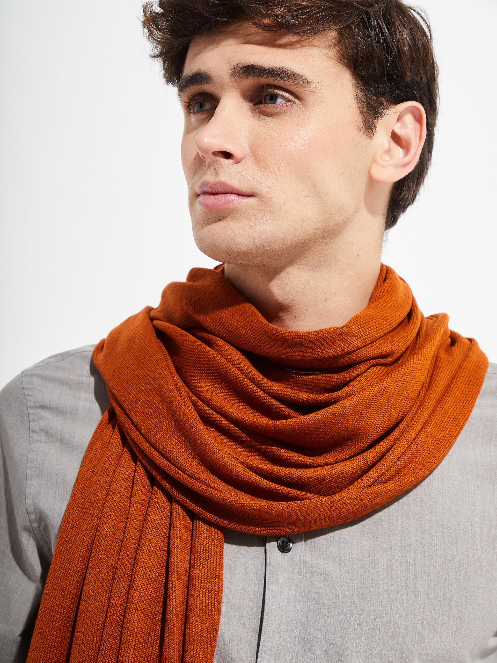 Bouveret Shawl Vicuña Color Naranja