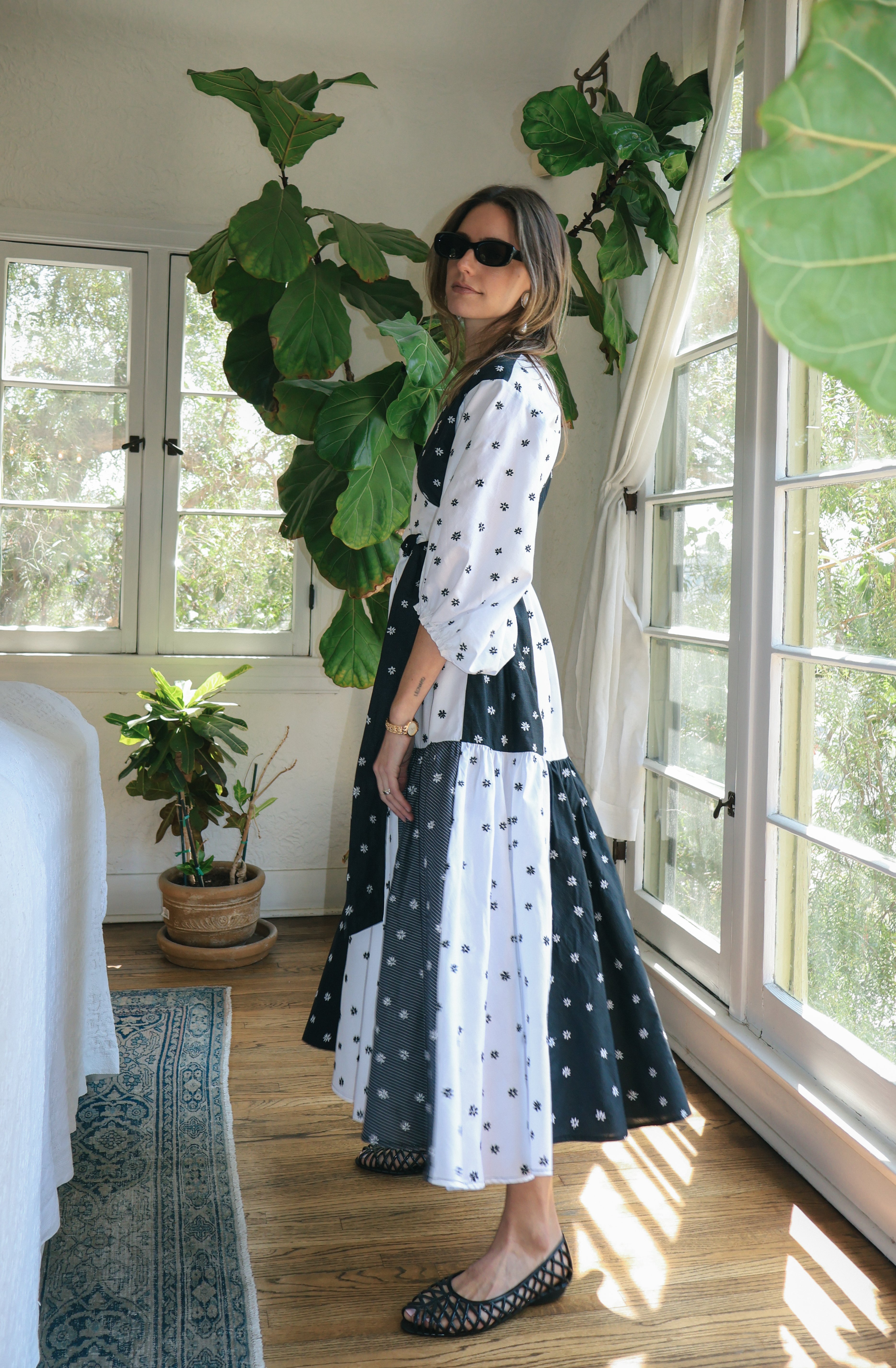 Calistoga Dress, Black & White Floral Embroidery - Paz Lifestyle