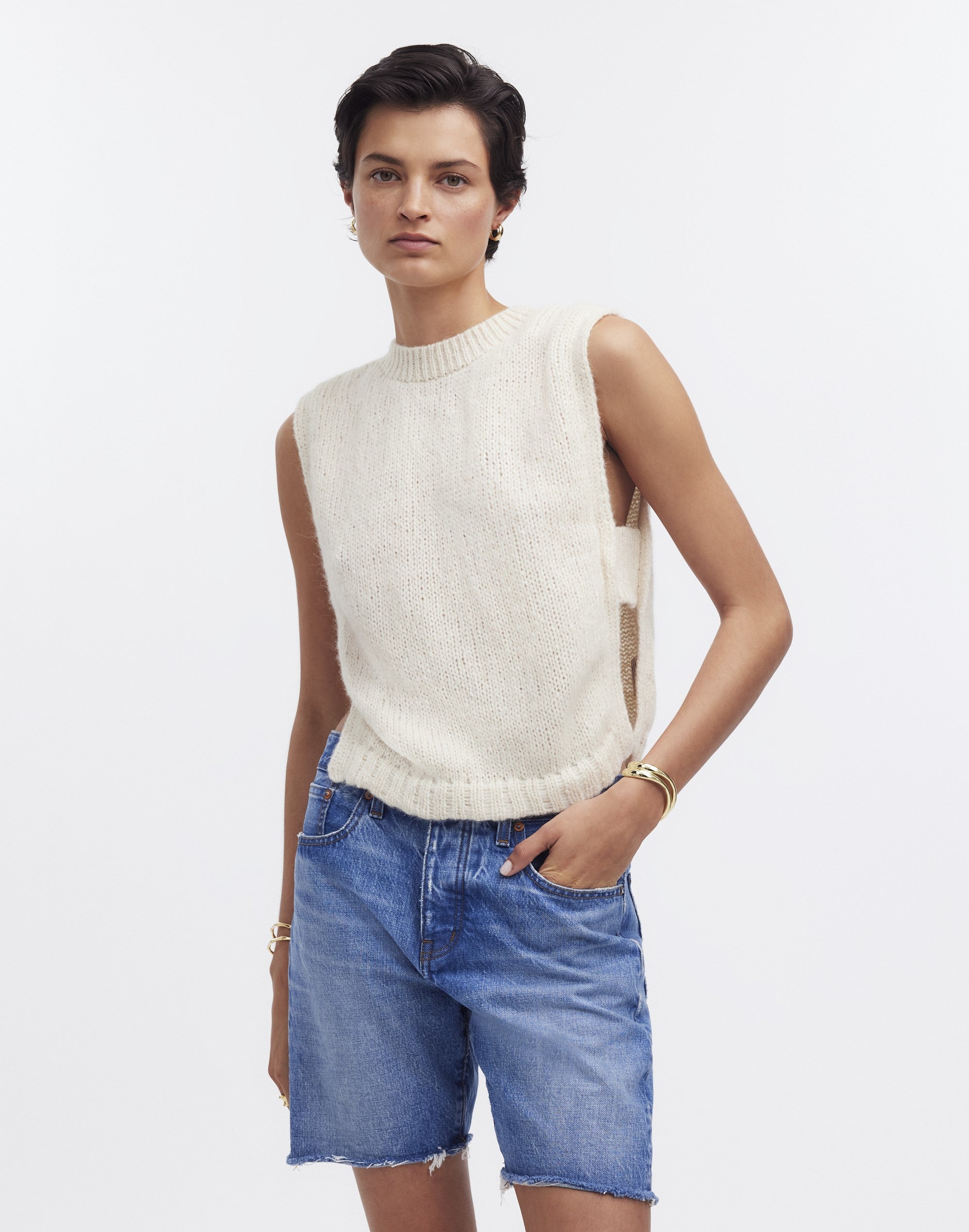 Munasiri Llama Vest — hand-knitted llama wool vest, timeless layering piece inspired by the Aymara word for love, handmade in Bolivia.