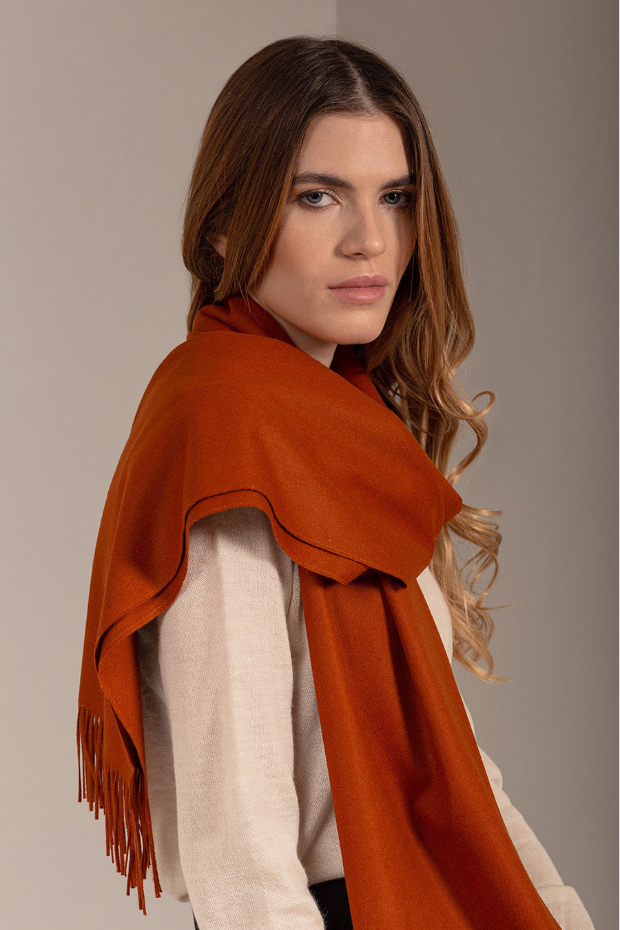 Berna Scarf Vicuña Color Naranja