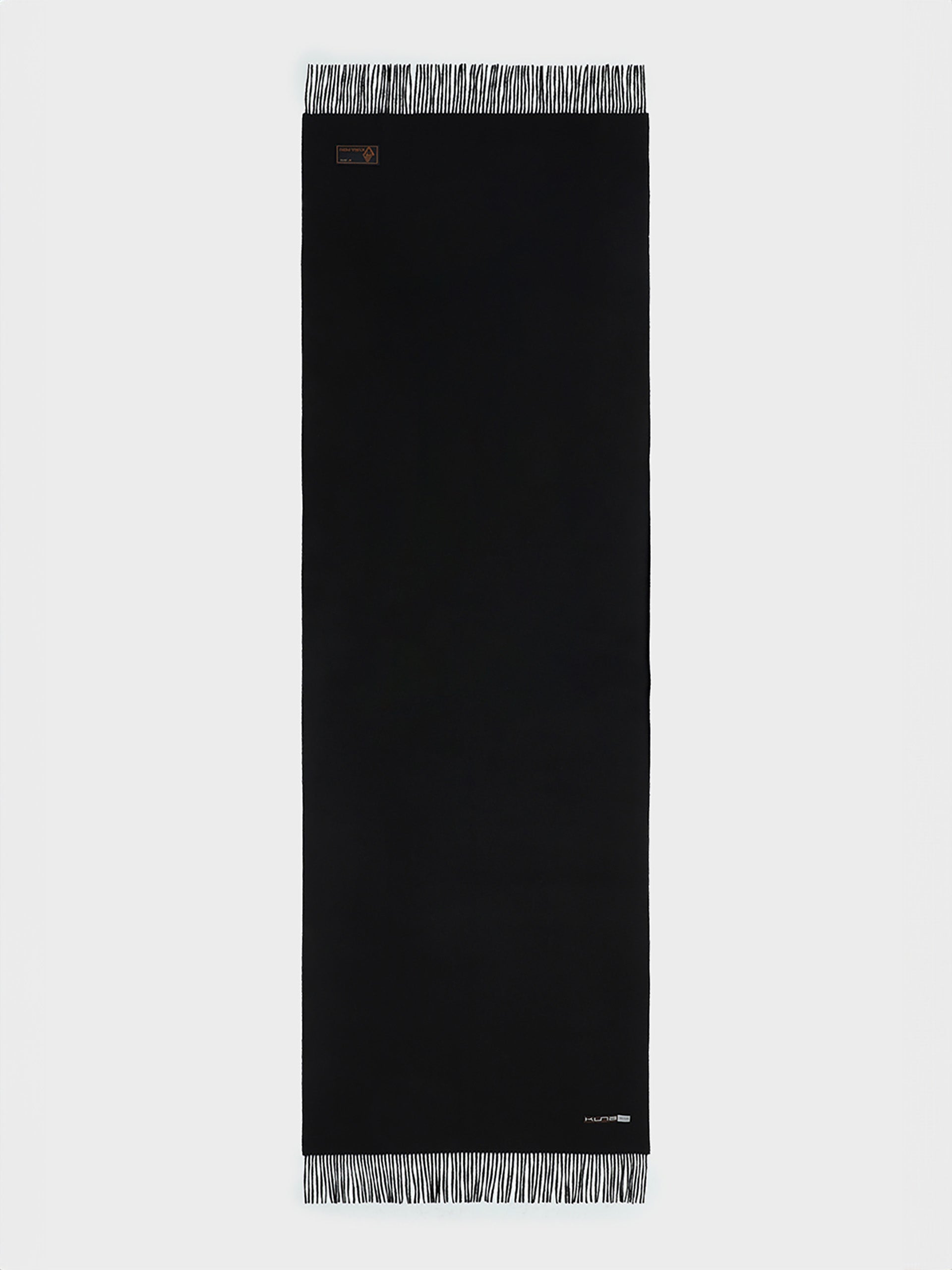 Berna Scarf Vicuña Color Black