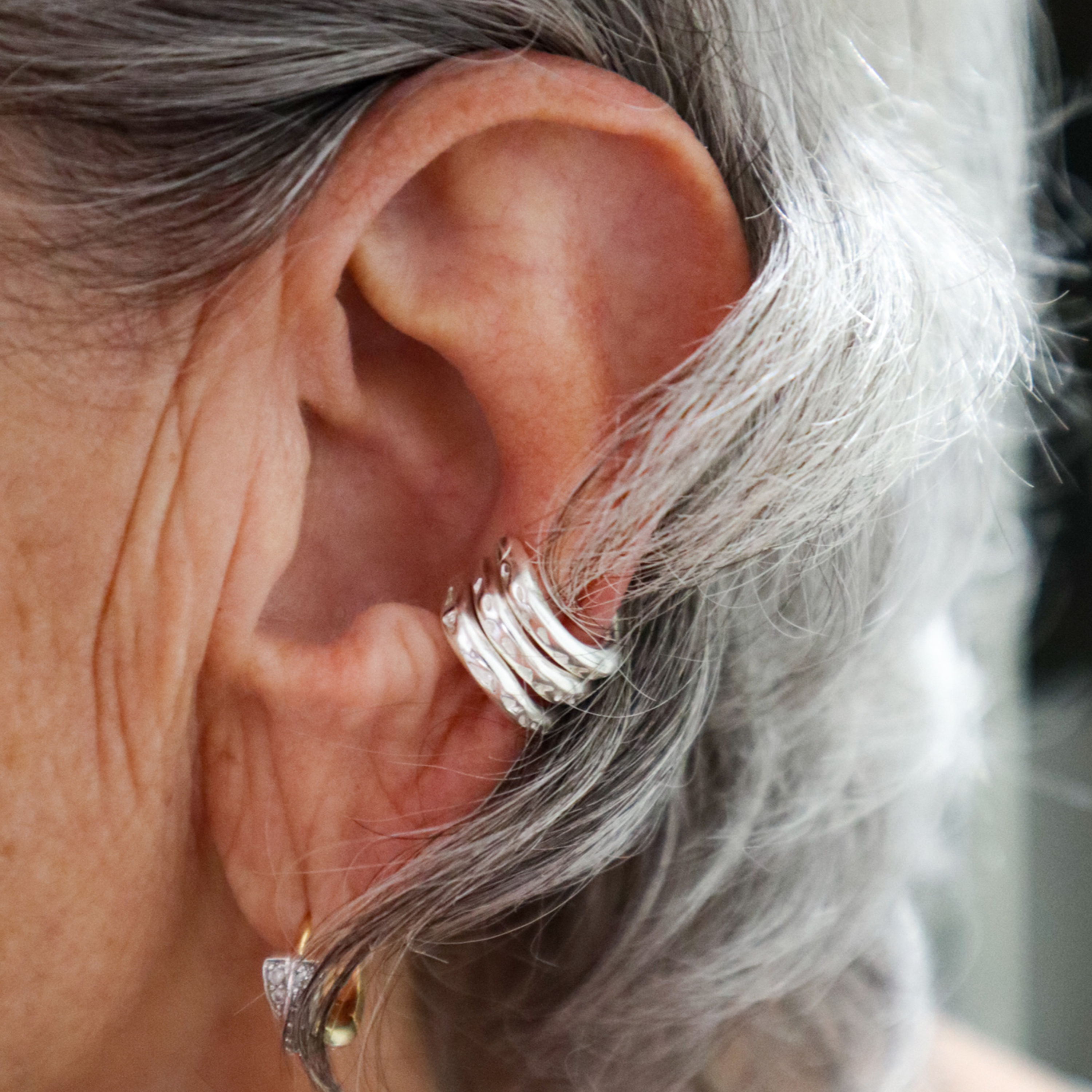 Jaguar Tail Ear Cuff - Paz Lifestyle