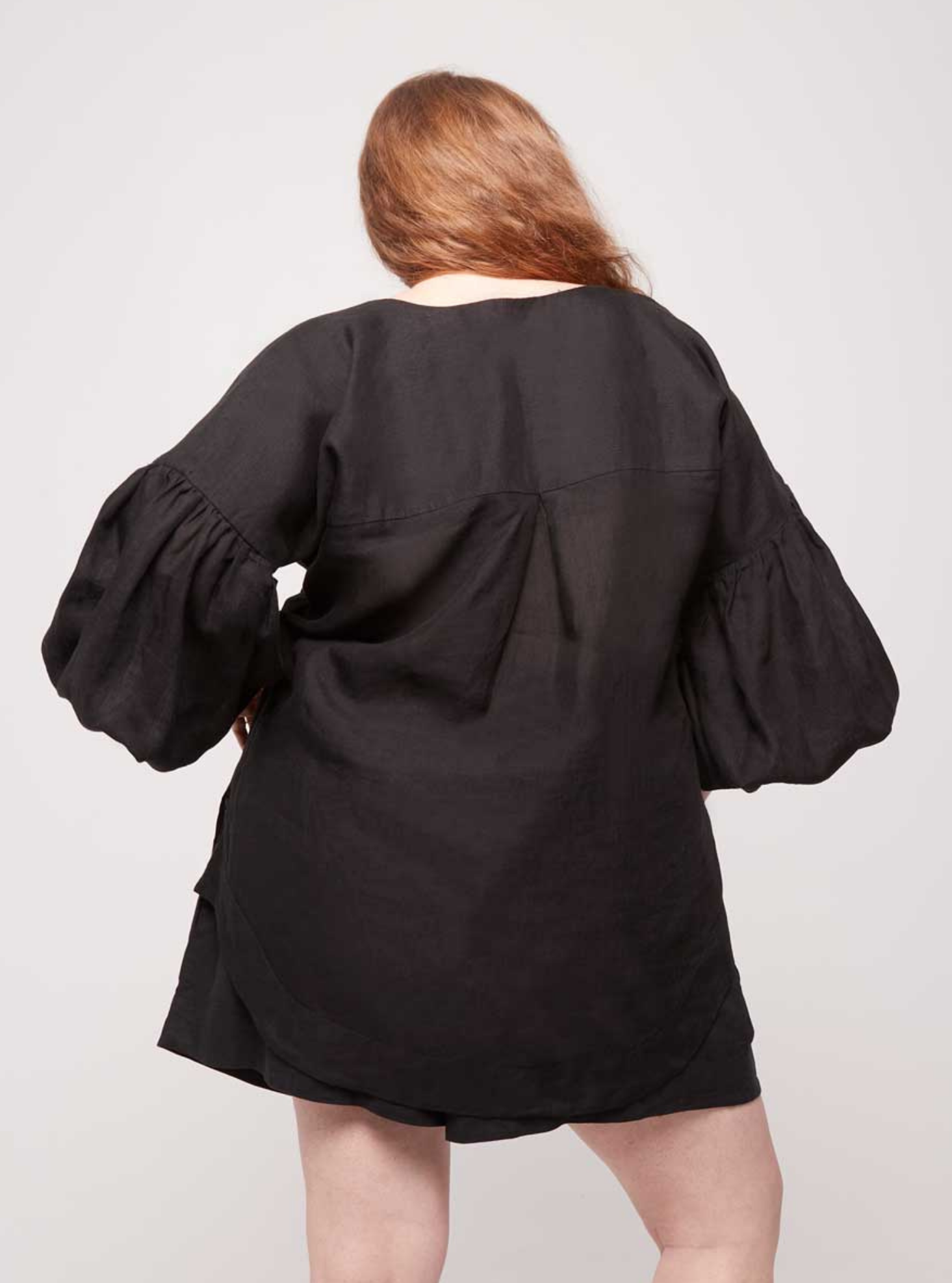 Kep Linen High Waisted Lounge Short in Black - Paz Lifestyle