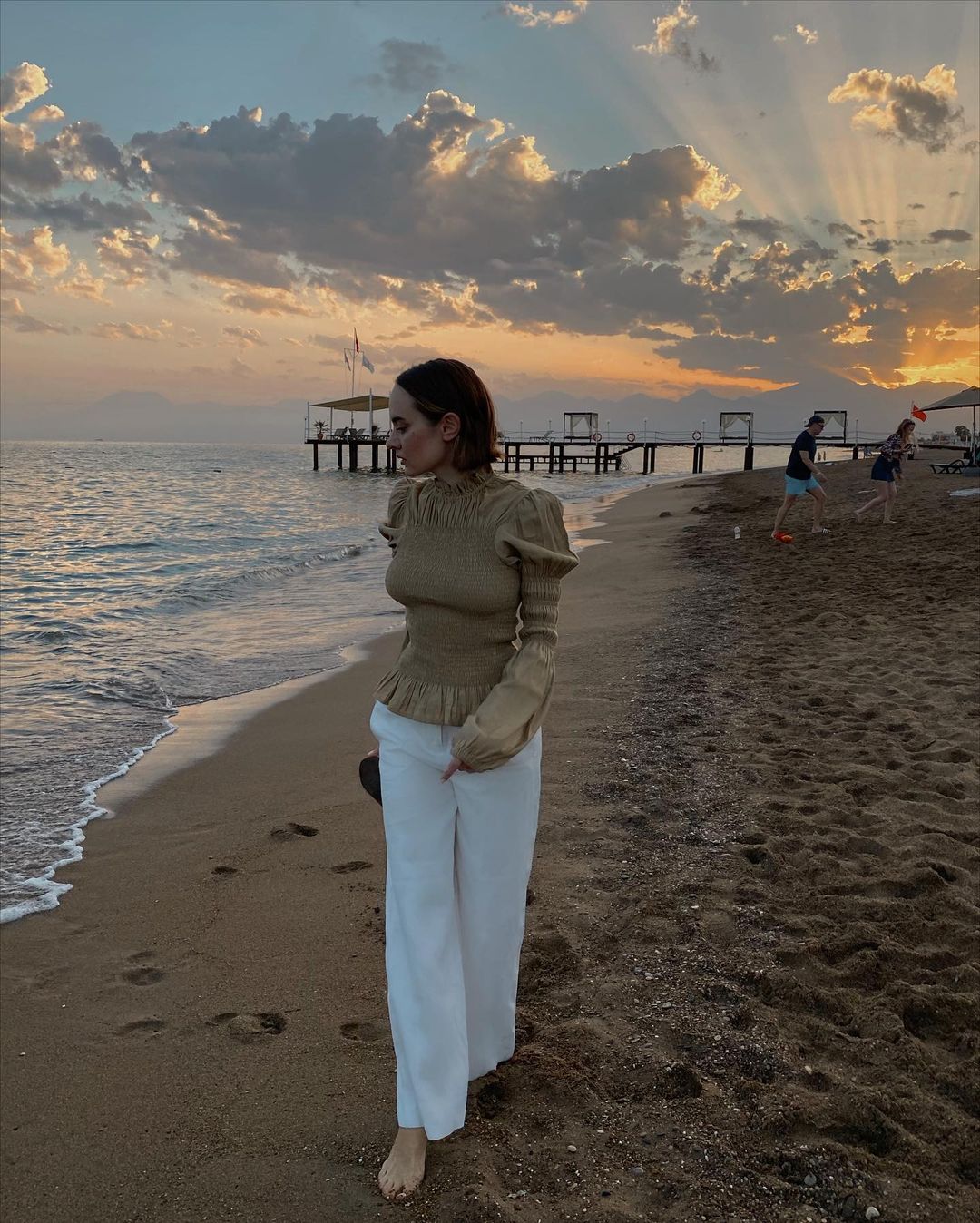 Rohnea Linen Shirring Turtleneck in Camel - Paz Lifestyle