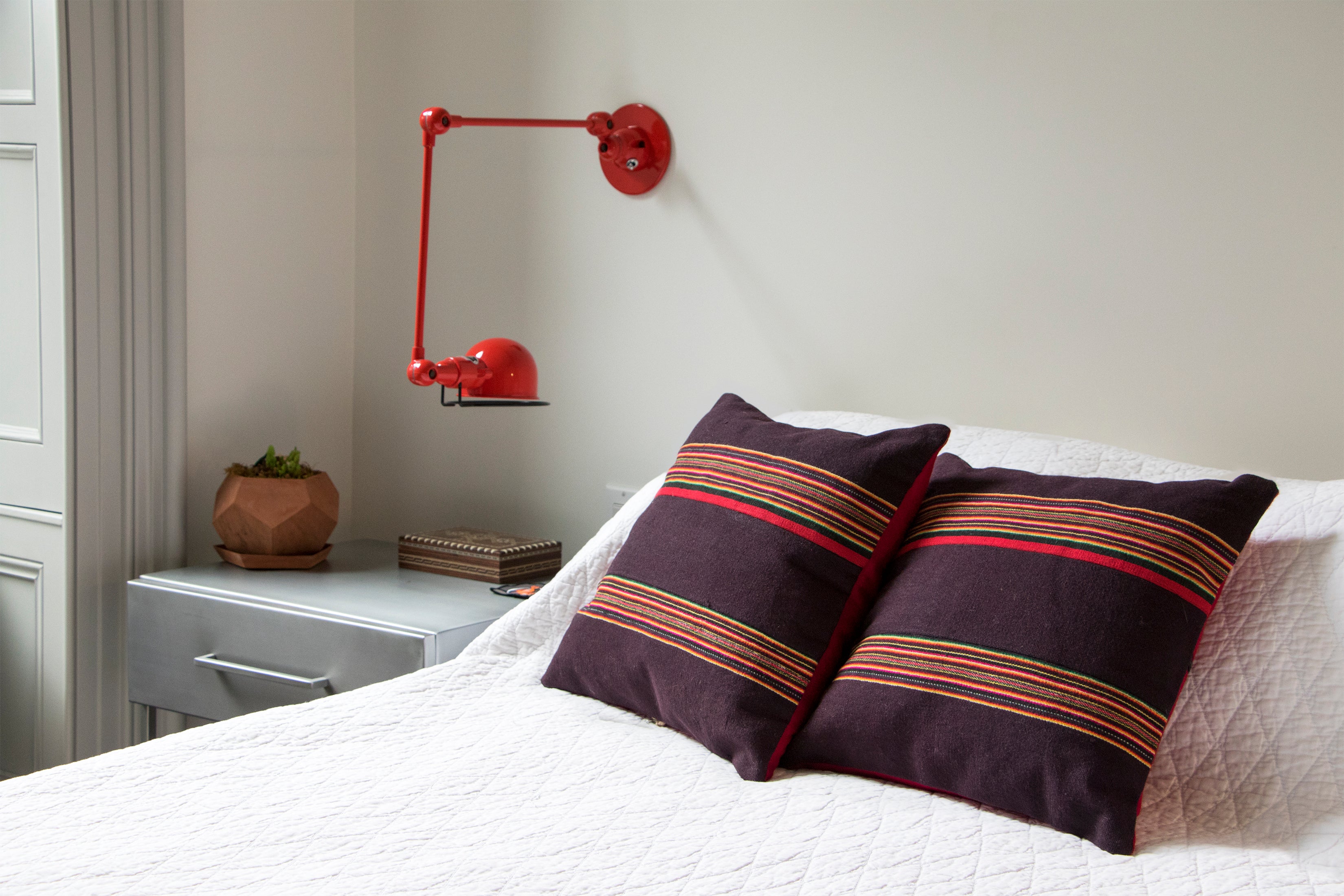 Sustainable lifestyle brand Ponchos Rojas handmade throw pillows at PazLifestyle.com