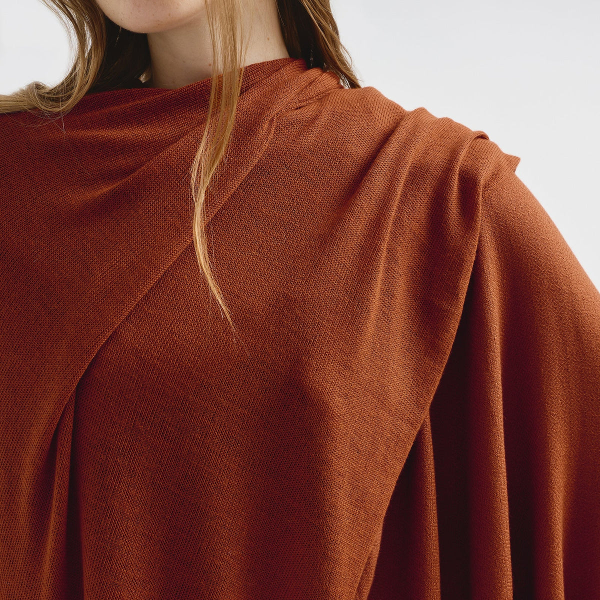 Bouveret Shawl Vicuña Color Rustic Orange