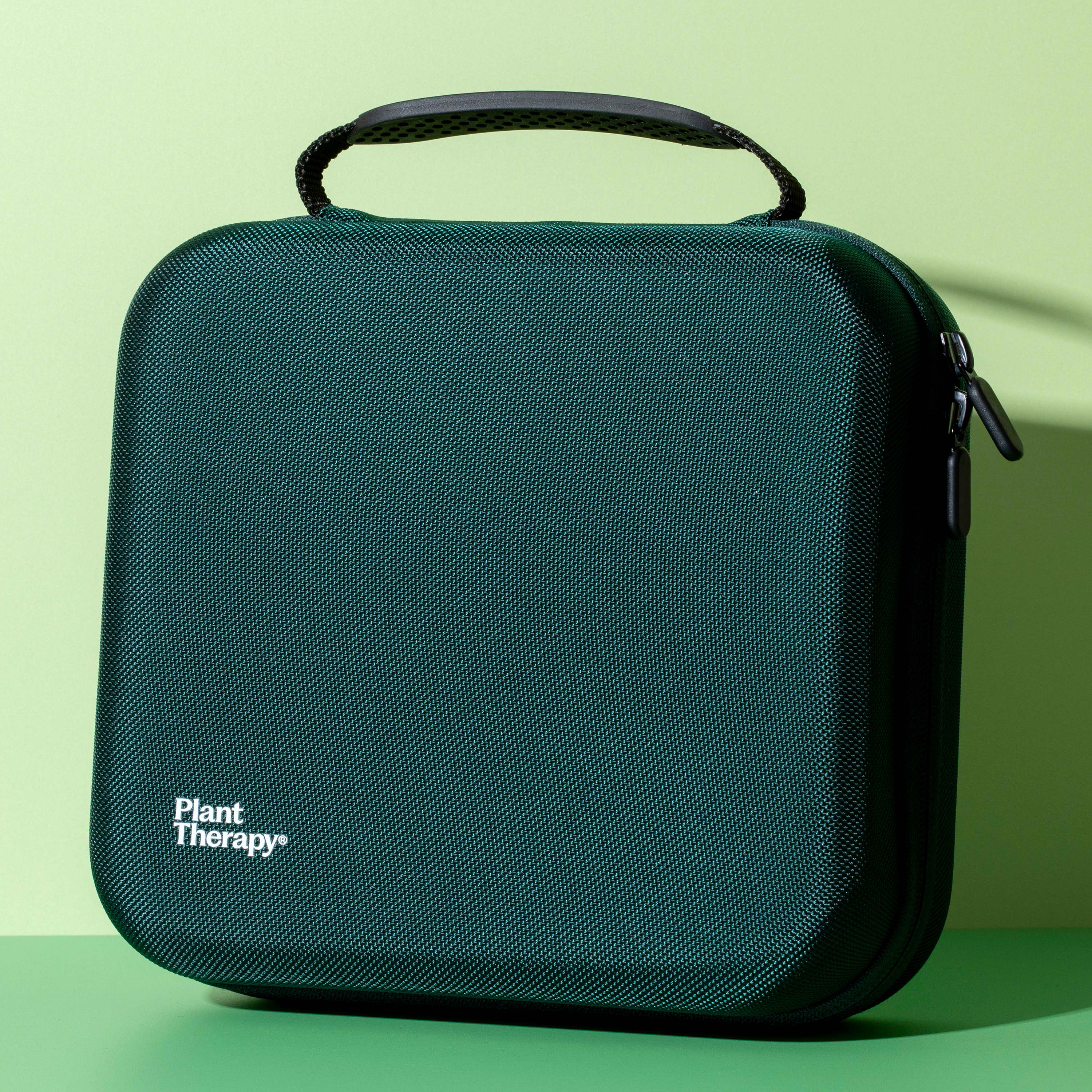 15 & 15 Essential Oil Set with Carrying Case - Paz Lifestyle 