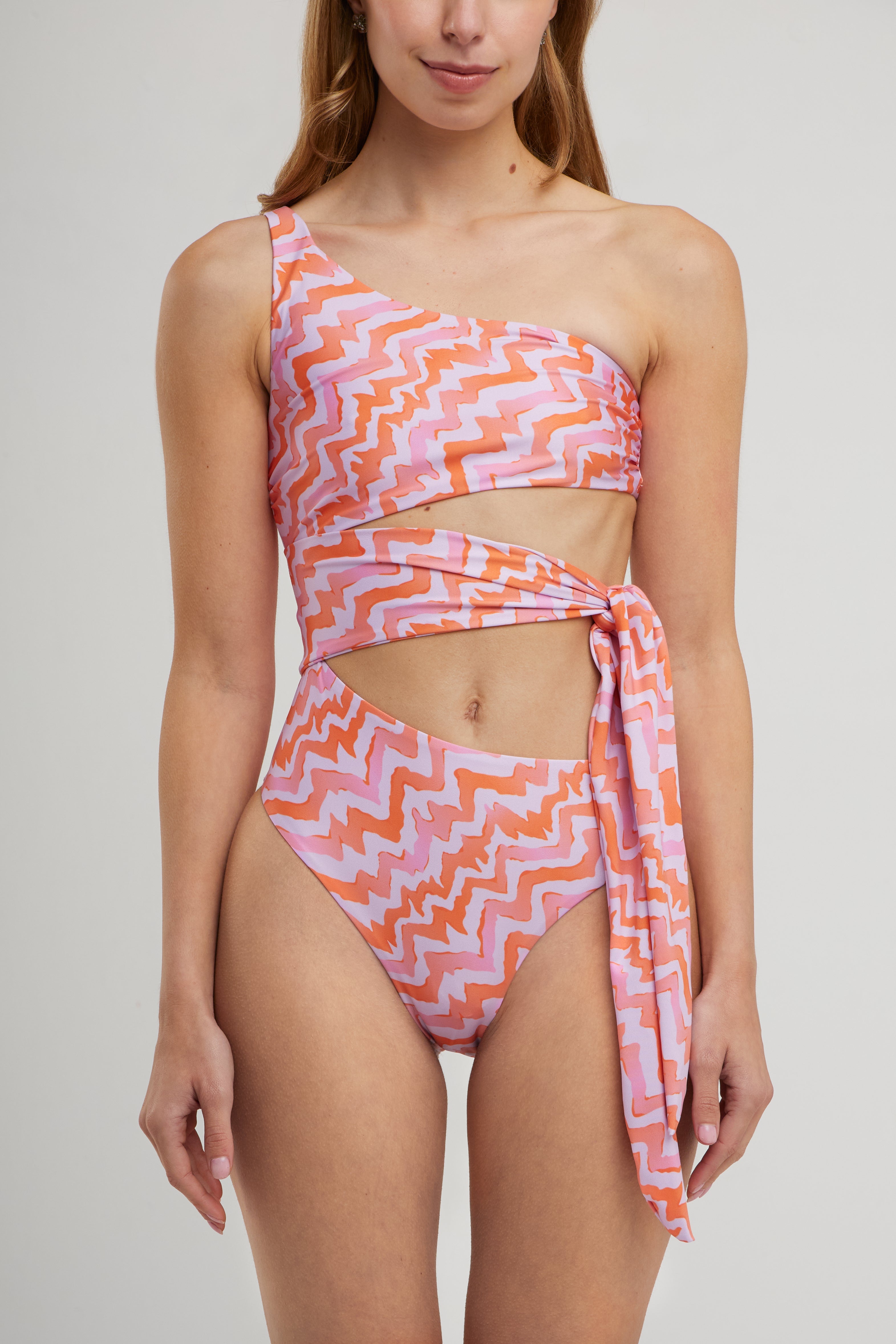 ILLARI One-Shoulder One-Piece - Paz Lifestyle 