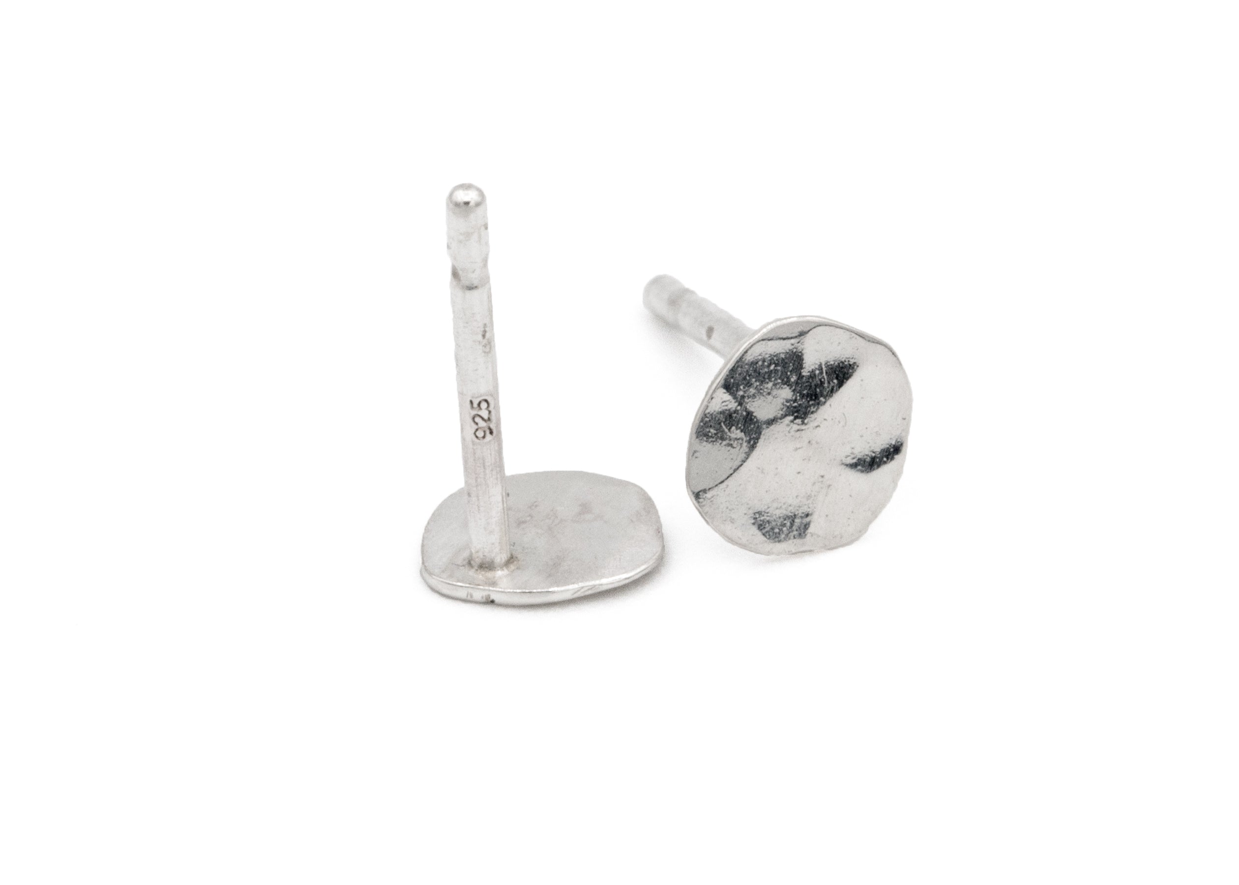 Hammered Asymmetrical Circle Earrings - Paz Lifestyle 