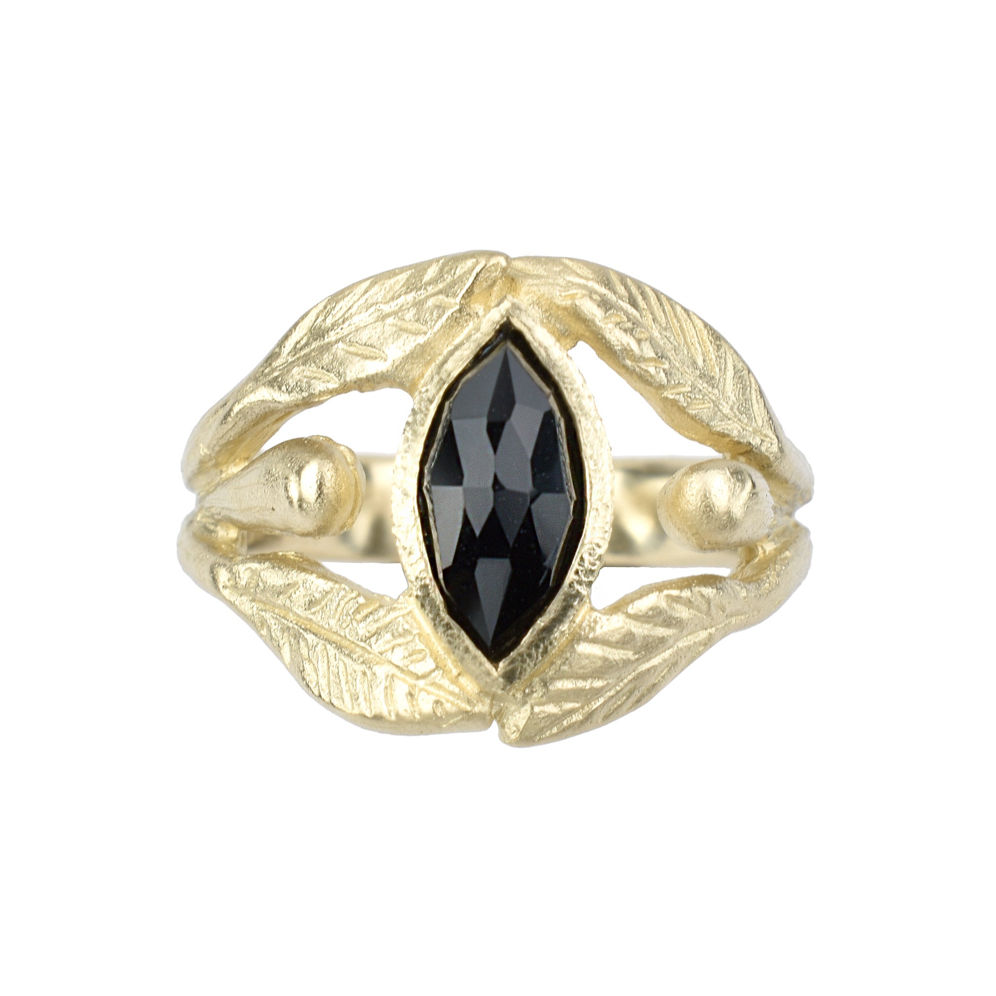 La Marquise 10K yellow gold with onyx - Paz Lifestyle 