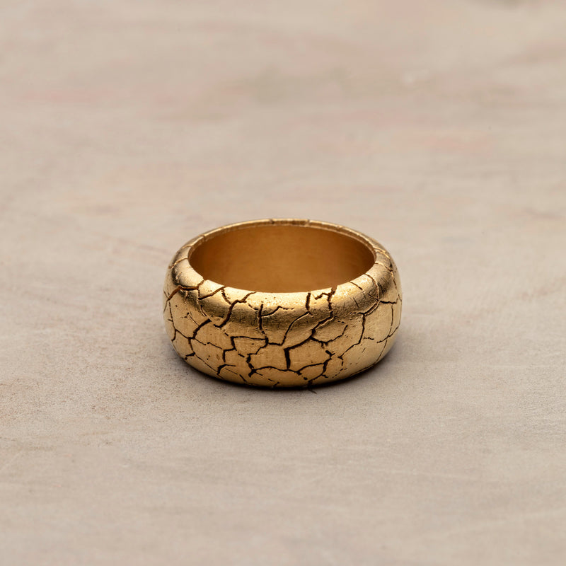 18k Cracked Gold Ring - PAZLIFESTYLE