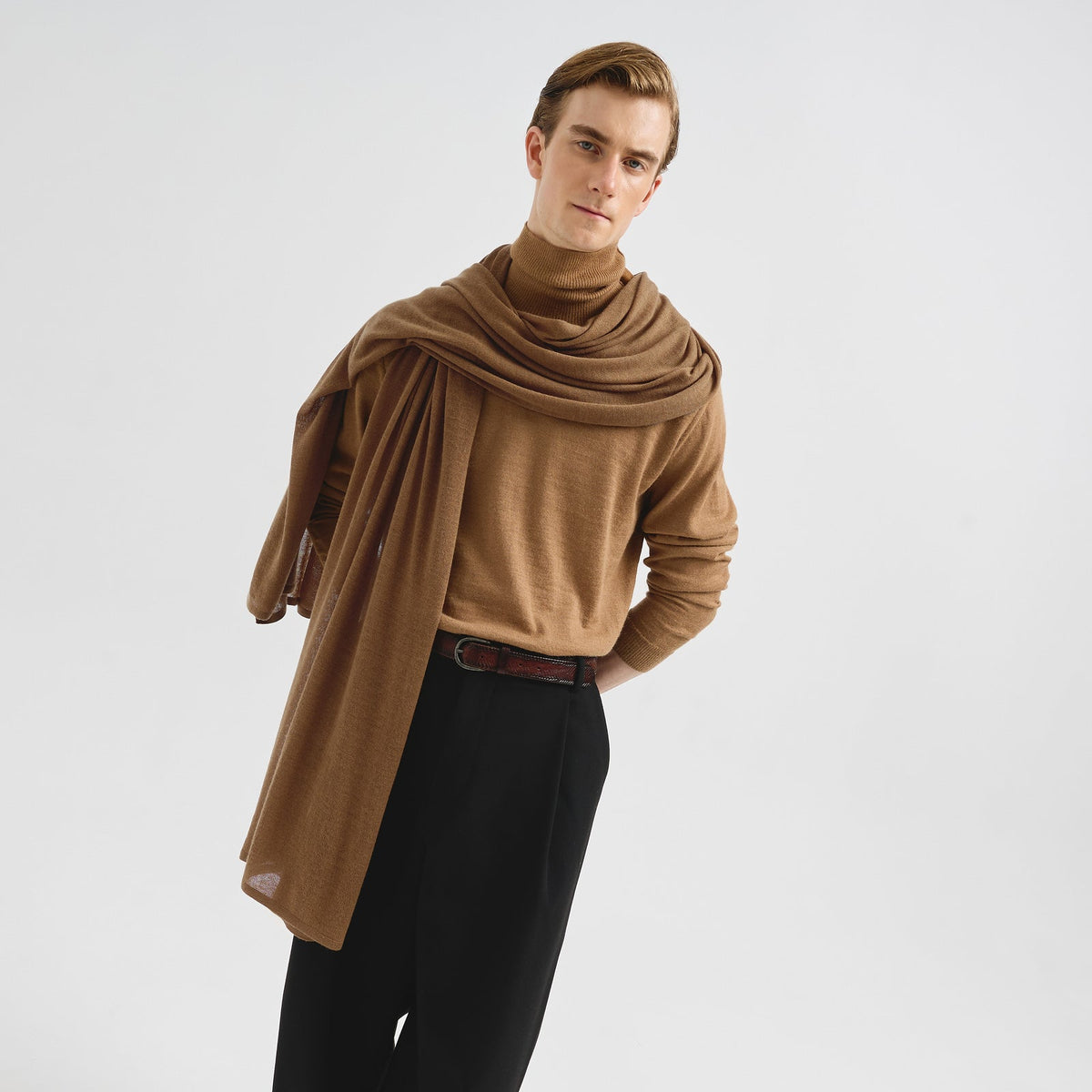 Bouveret Shawl Vicuña Color Vicuna