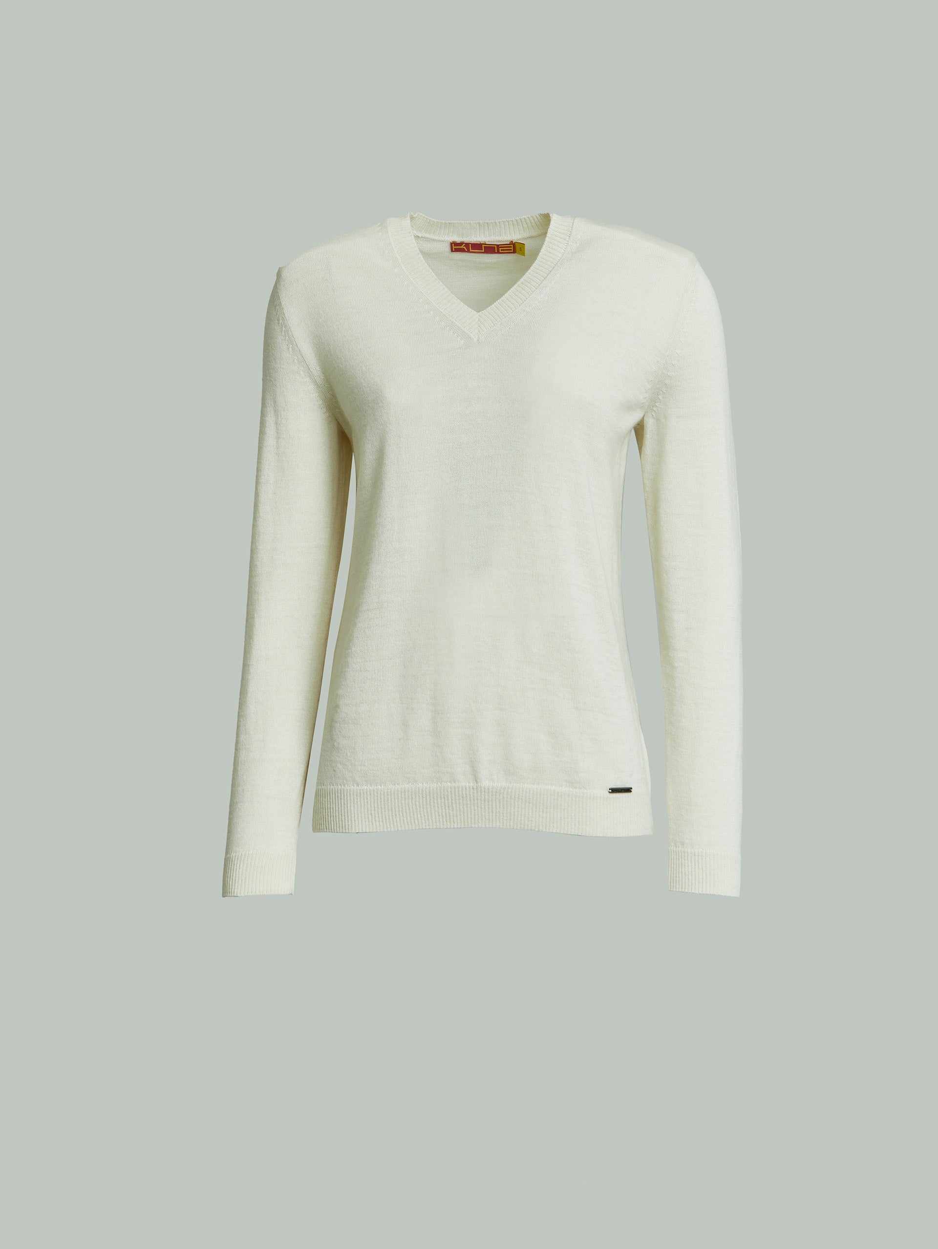 Alicia Sweater Baby Alpaca Color Ecru - Paz Lifestyle 