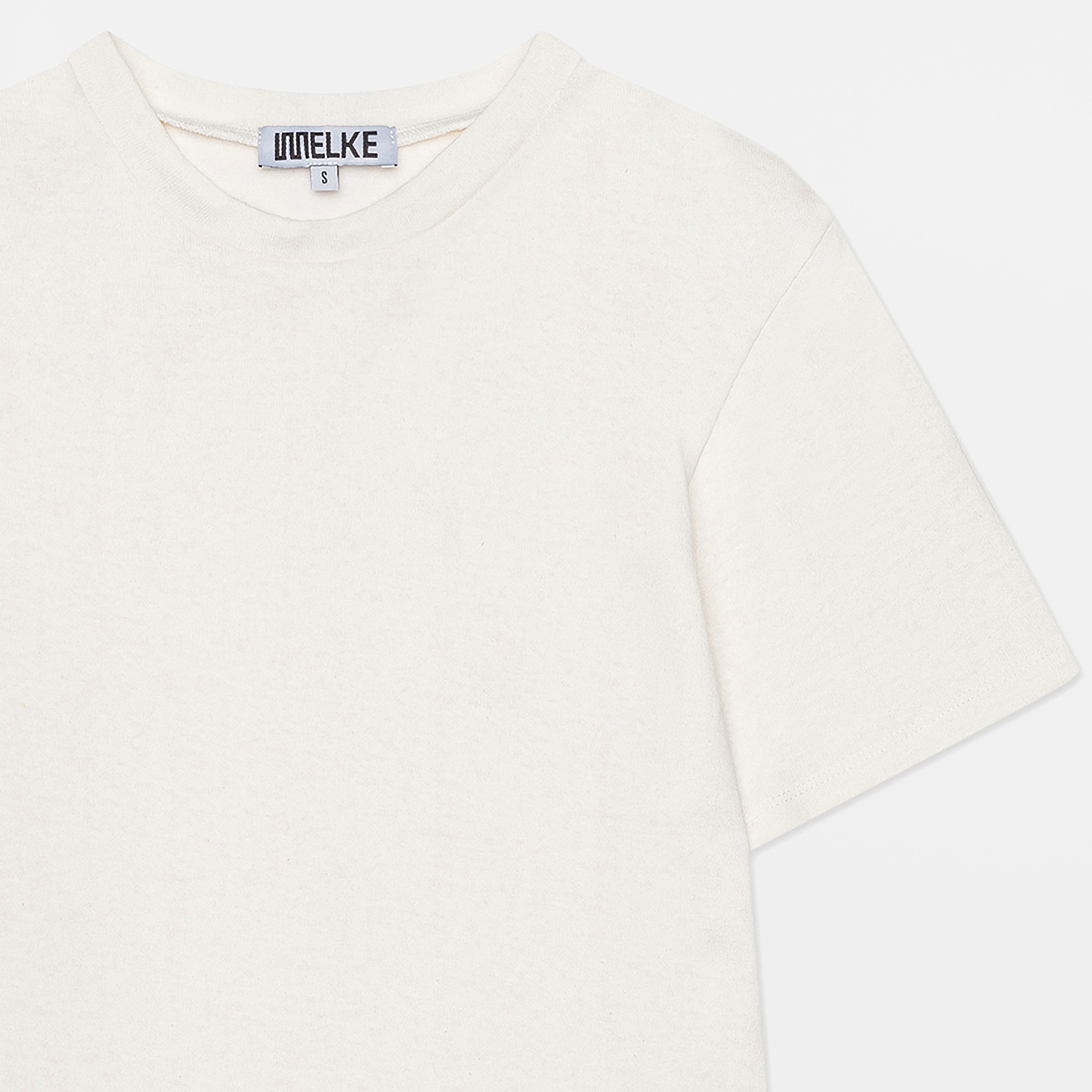 White T-Shirt - Paz Lifestyle 