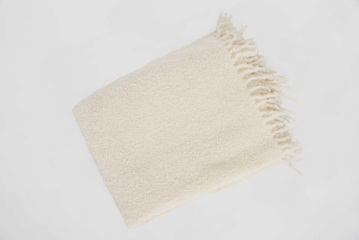 Handloomed Alpaca Bouclé Throw Blanket | Ivory | Made in Peru