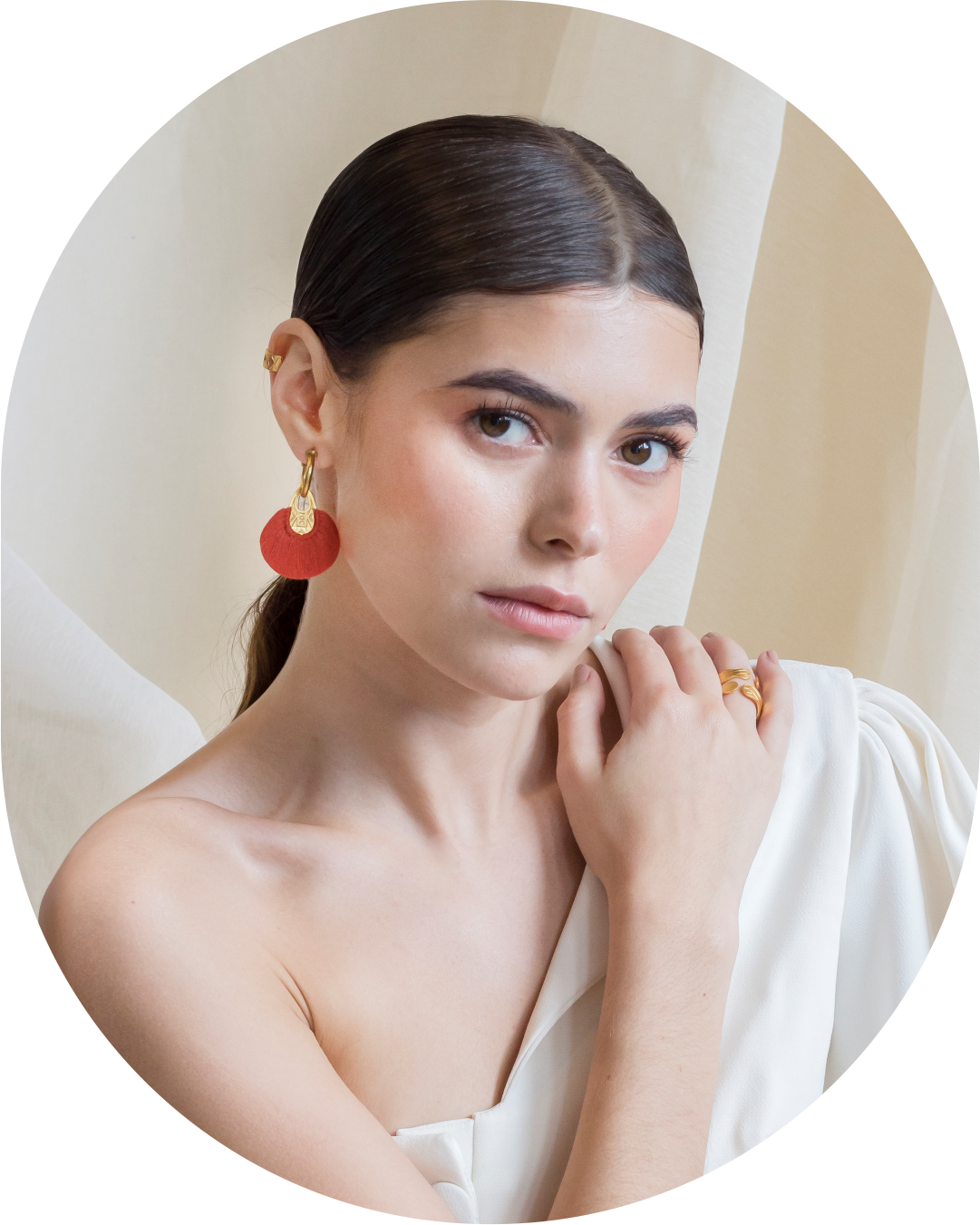 HUJAN Hoop Earrings - Paz Lifestyle 