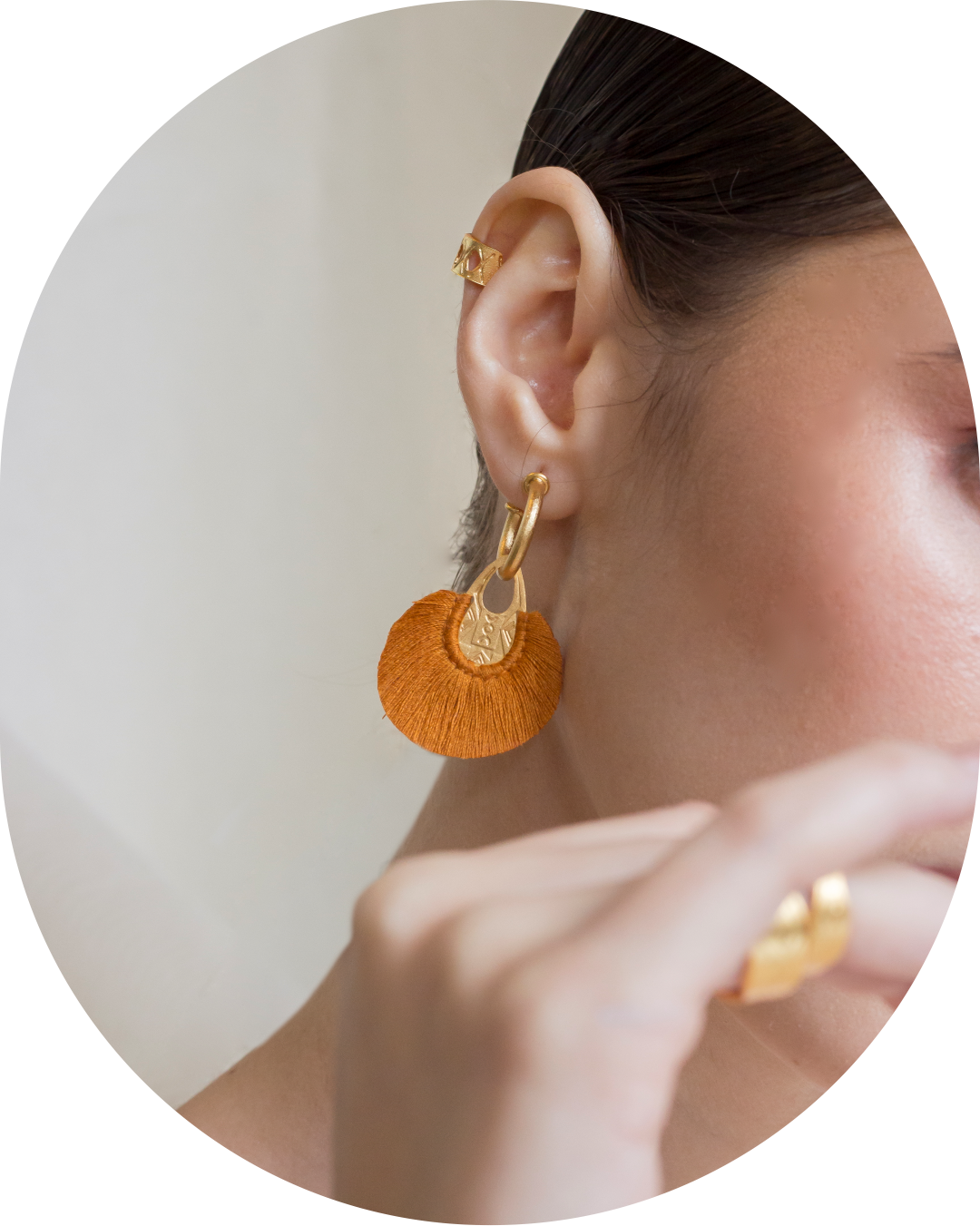 HUJAN Hoop Earrings - Paz Lifestyle 