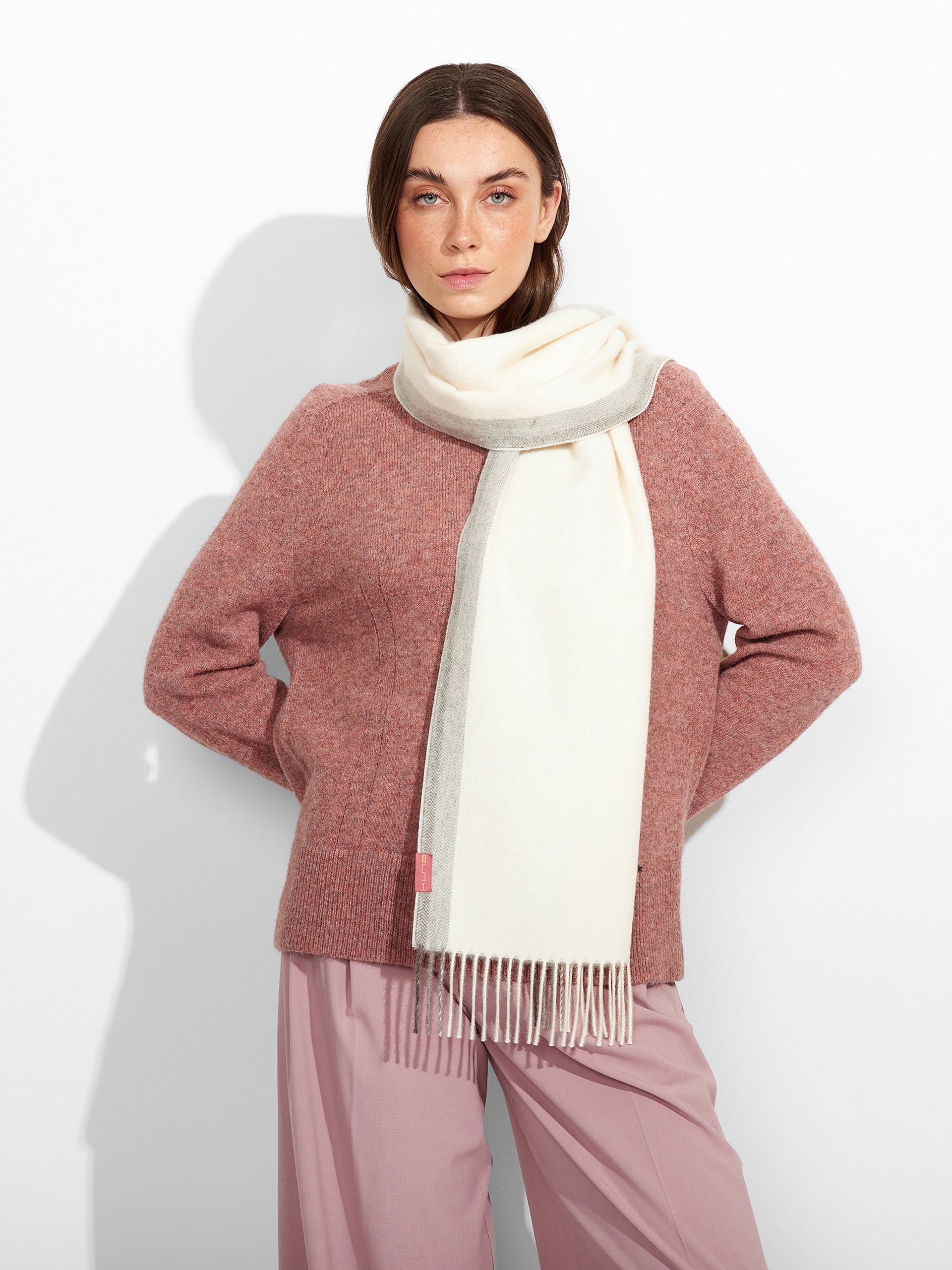 Ravenna Scarf Baby Alpaca Color Ecru