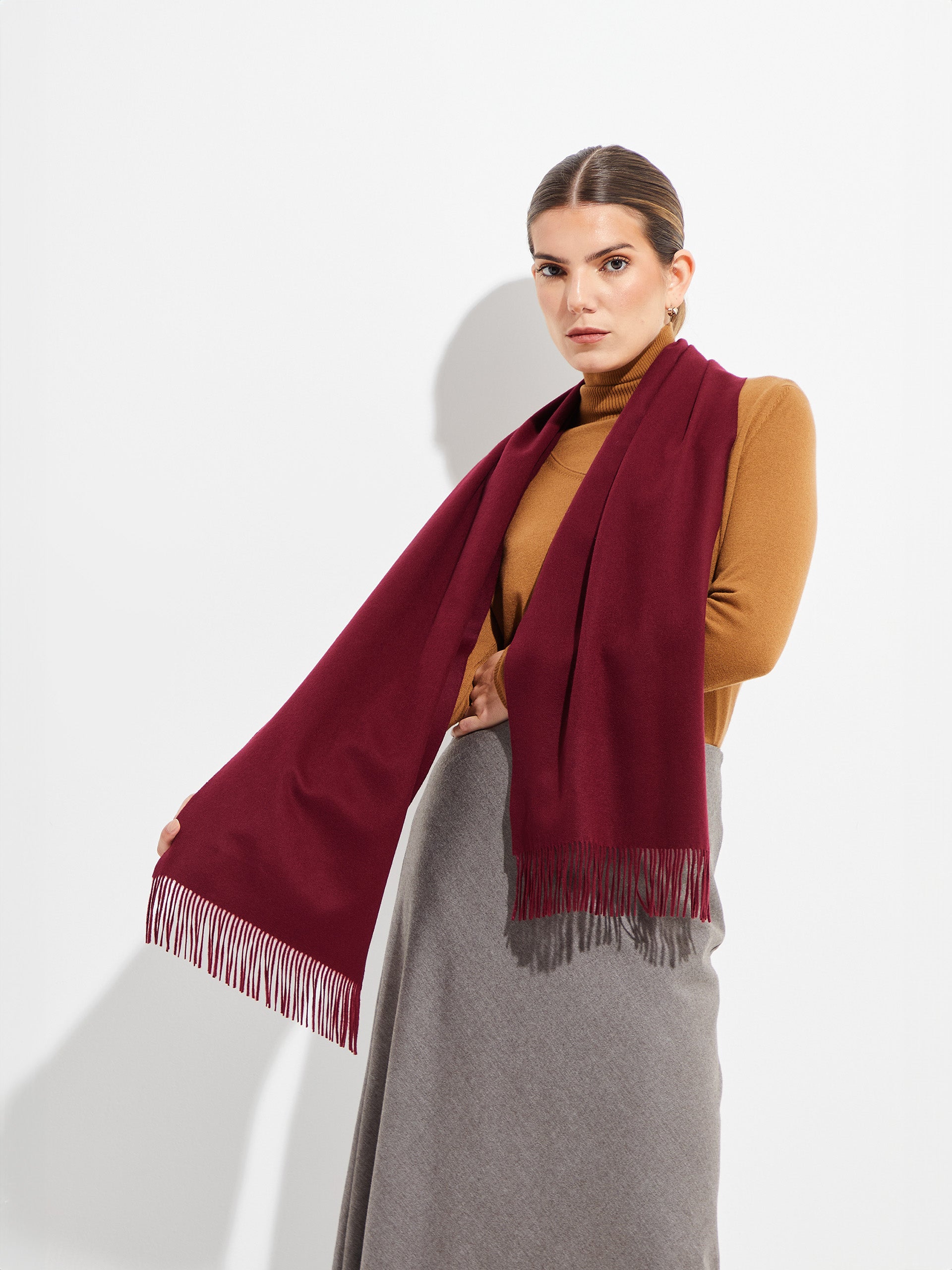 Basel Scarf Vicuña Color Burdeo