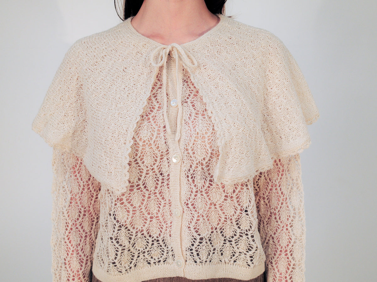 Mona Alpaca Capelet