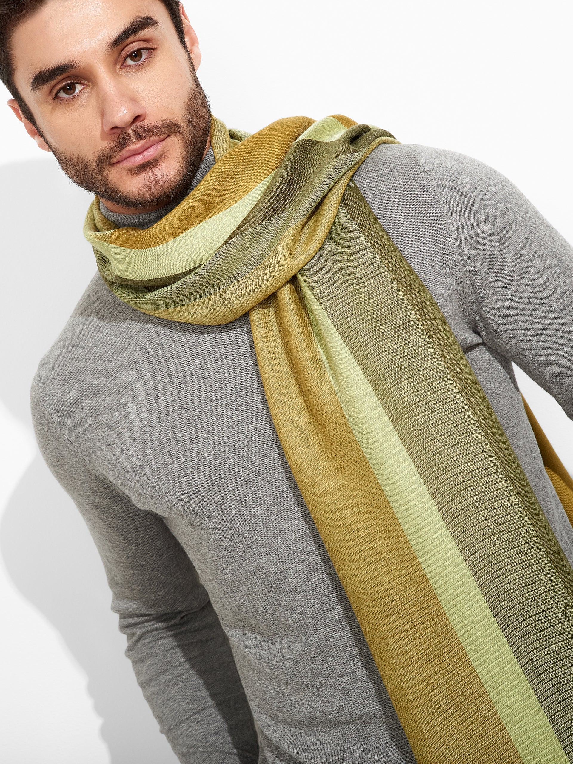 Zarry Shawl Baby Alpaca Color Red