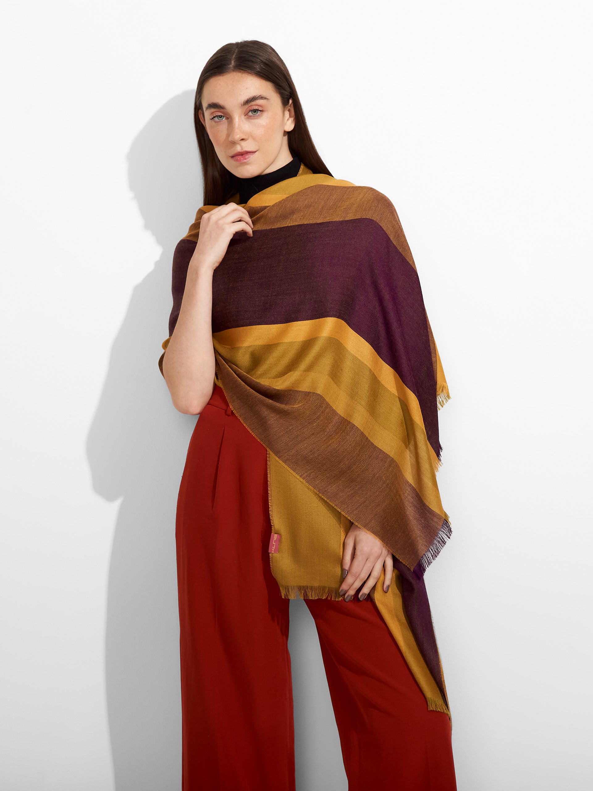 Zarry Shawl Baby Alpaca Color Red