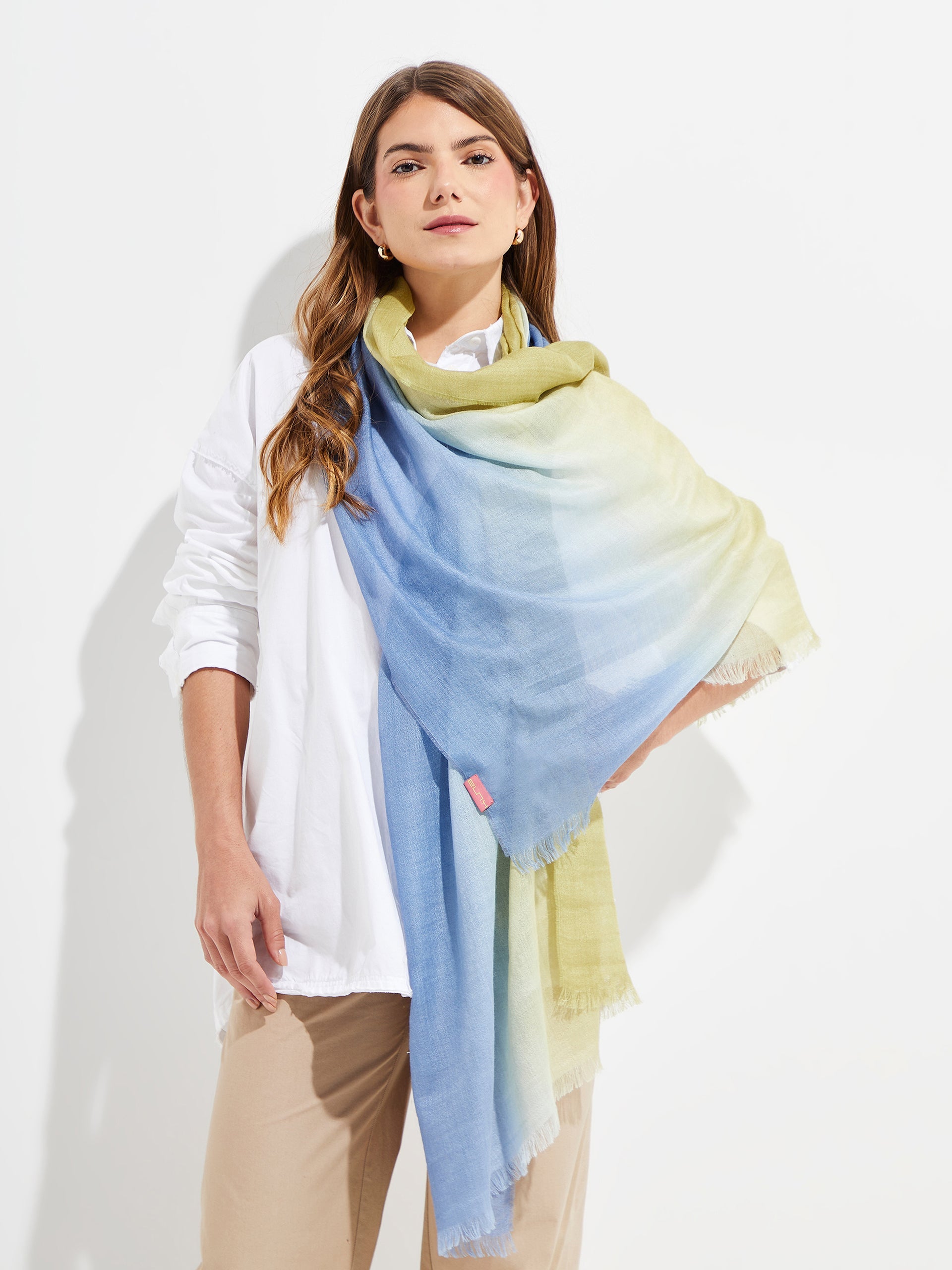 Yacob Shawl Baby Alpaca Color Blue - Paz Lifestyle 