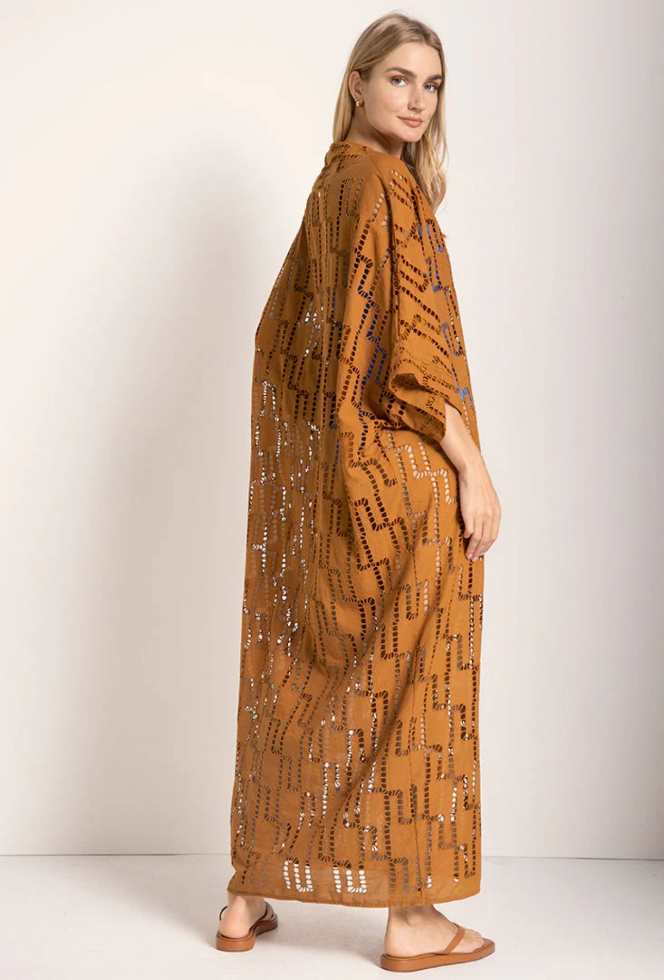 Embroidered Wide Tunic by Touche - Paz Lifestyle 