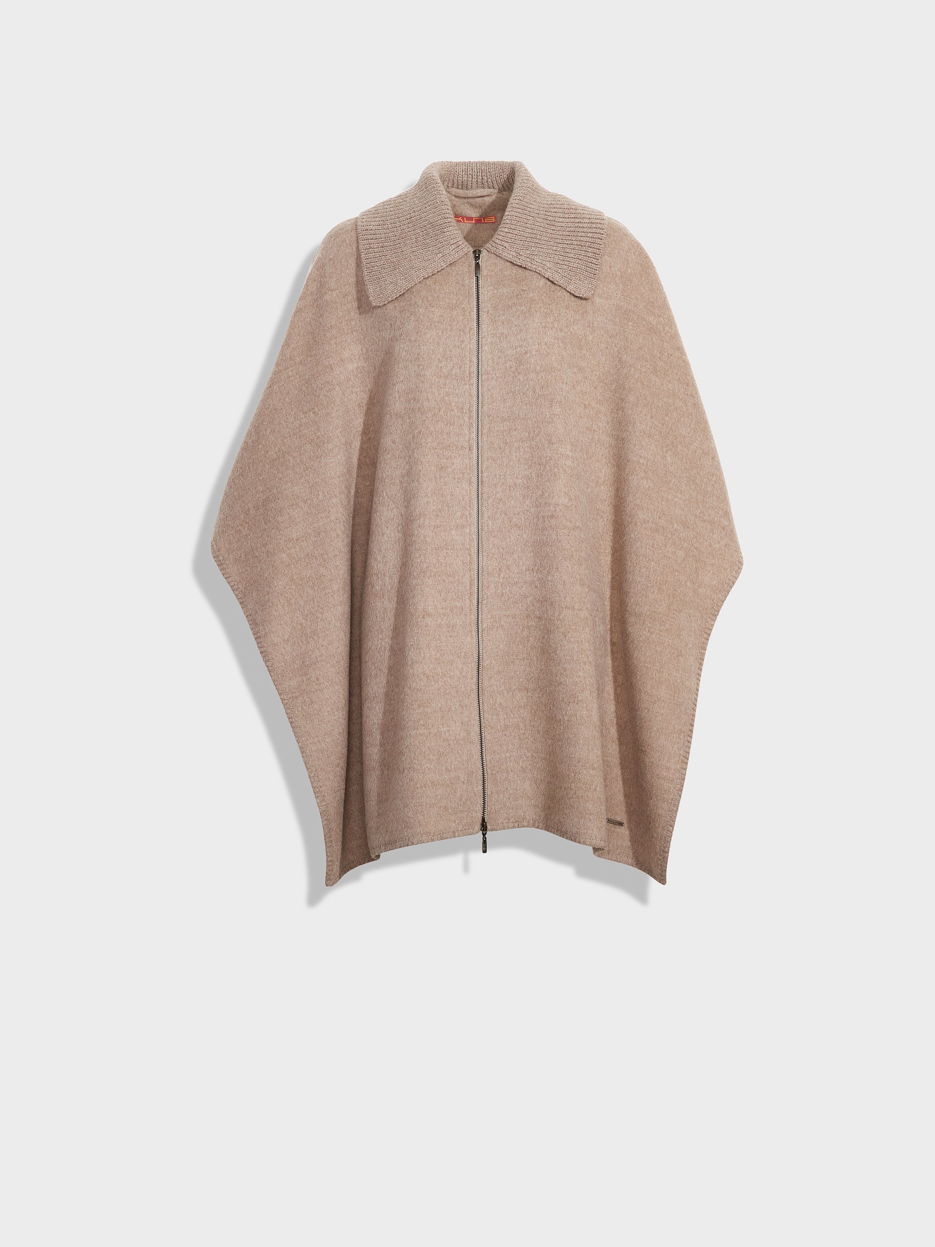 Zendaya Cape Baby Alpaca Color Brown