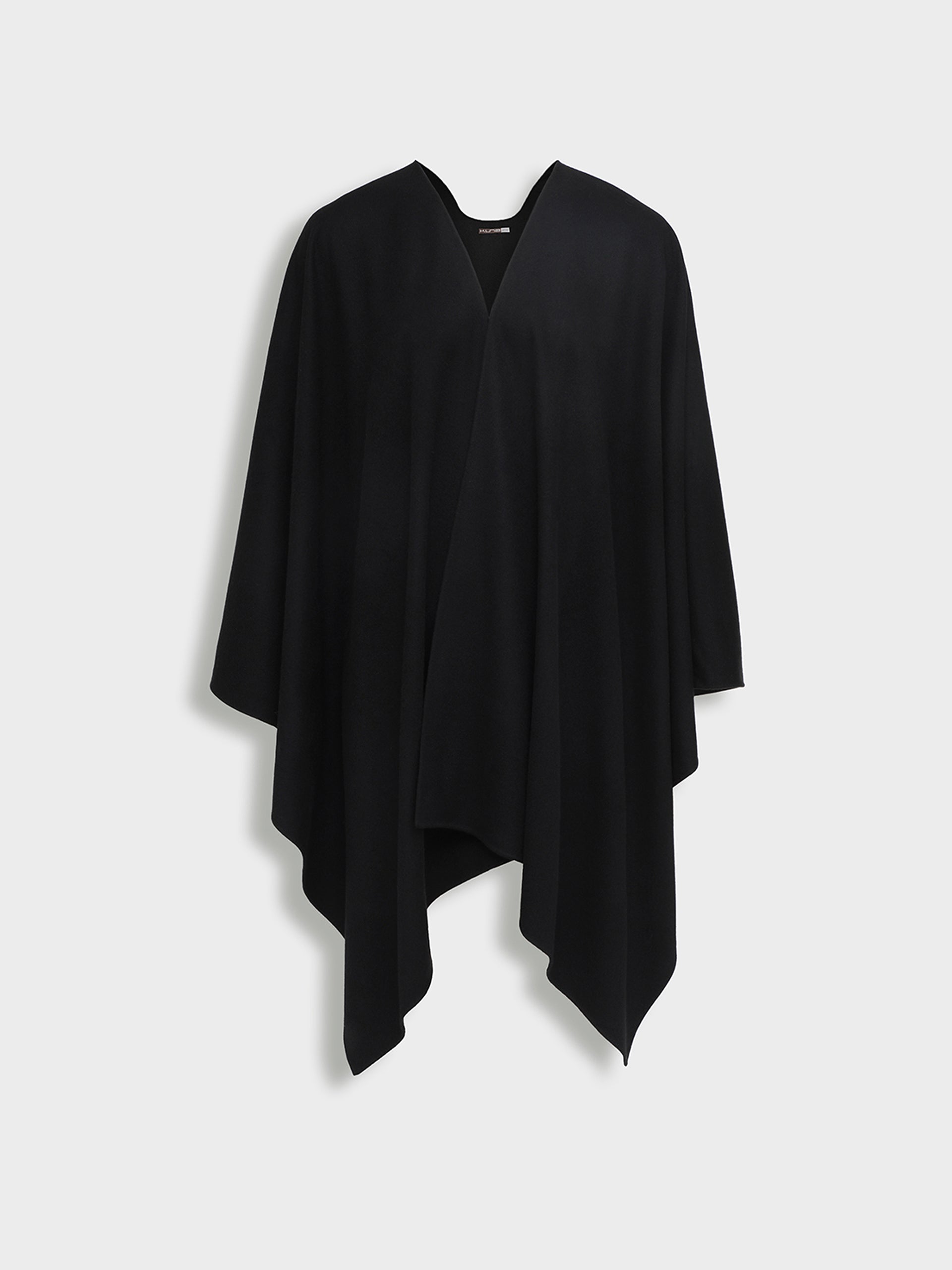 Betty Cape Vicuña Color Black