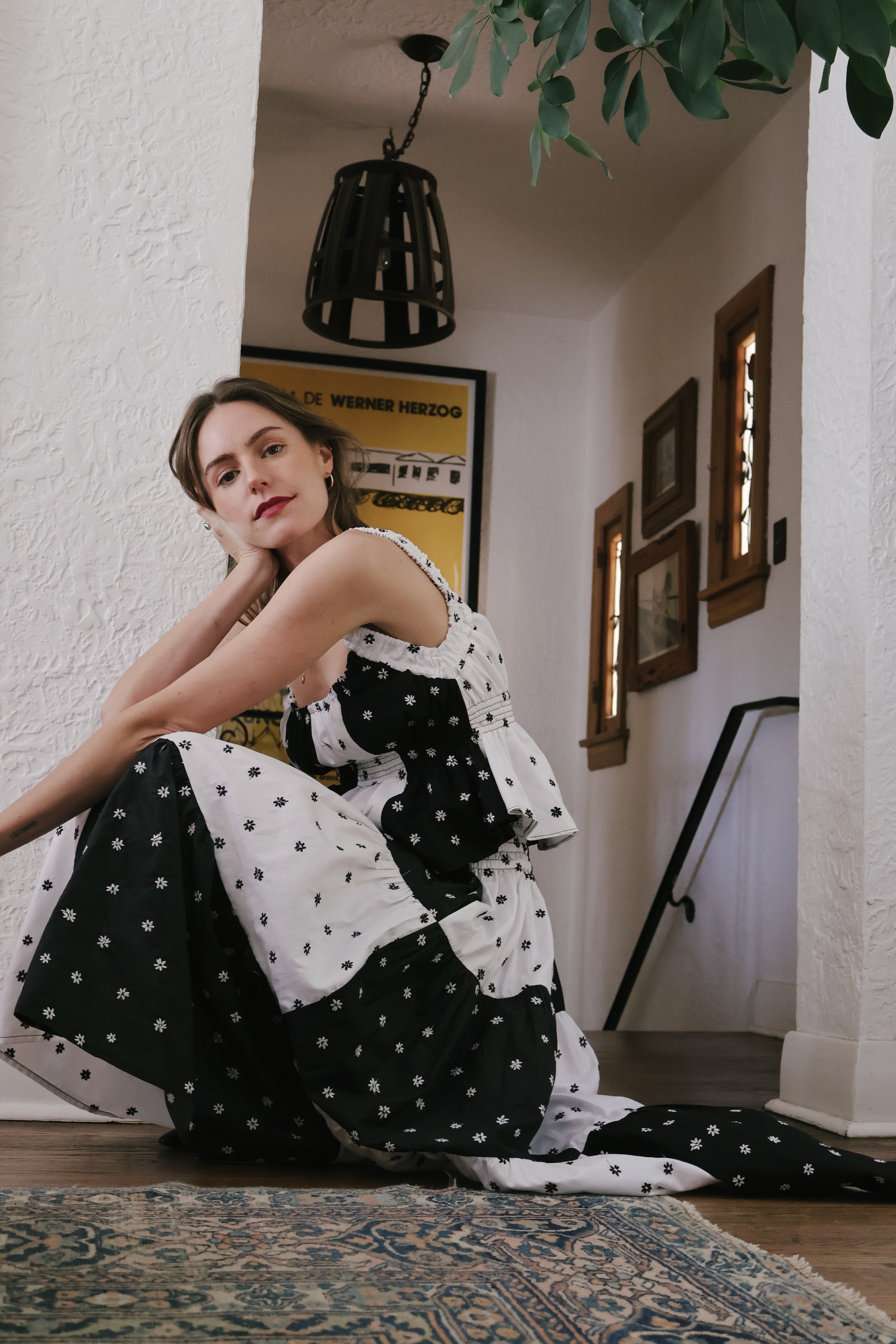 Maria Teresa Skirt, Black & White Floral Embroidery - Paz Lifestyle 