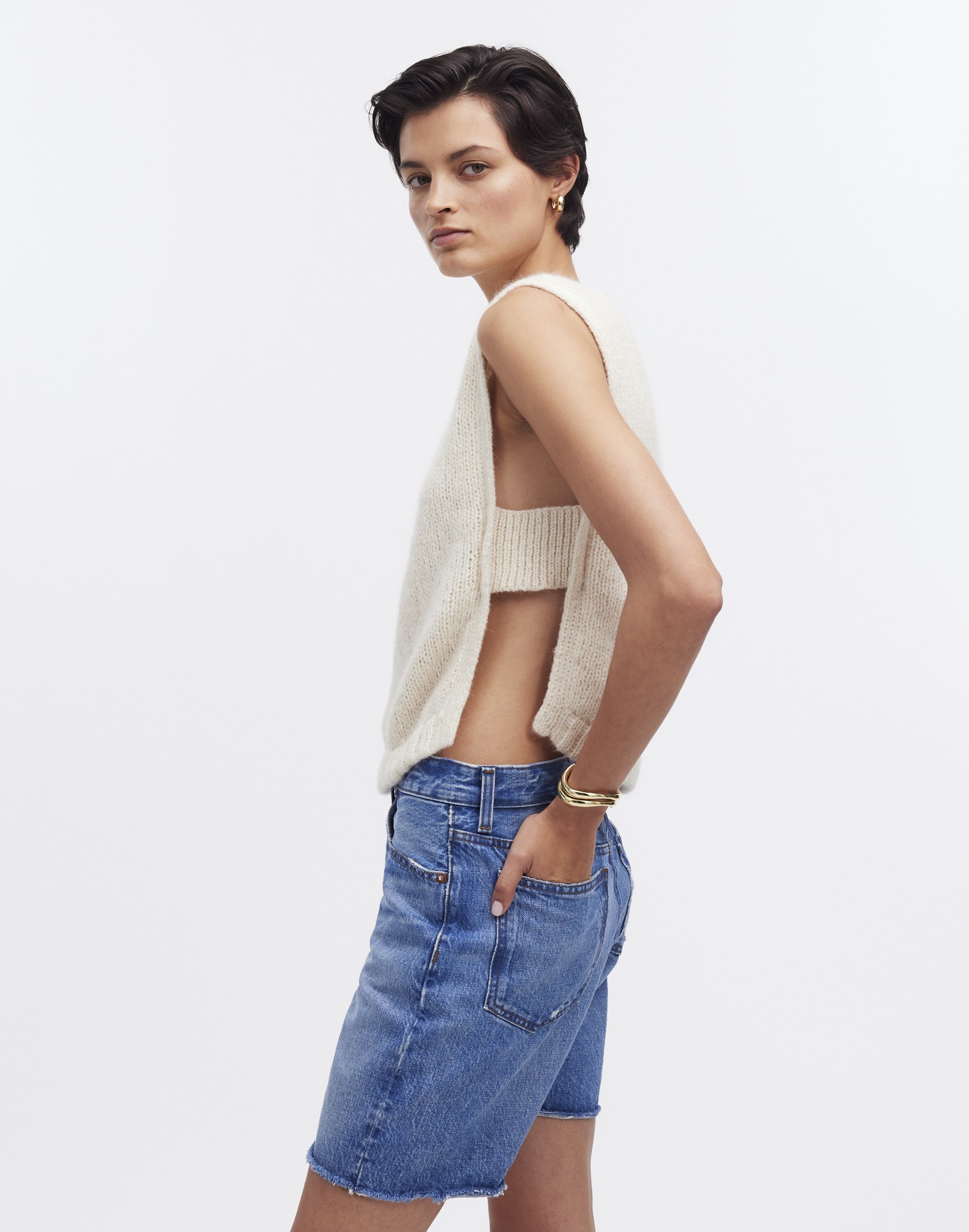 Munasiri Llama Vest — hand-knitted llama wool vest, timeless layering piece inspired by the Aymara word for love, handmade in Bolivia.