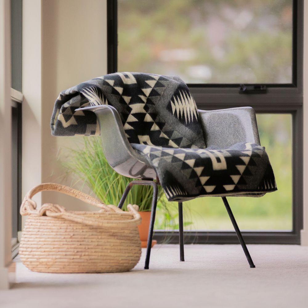 Yachana Collection - Handwoven Reversible Interlocking Lines Gray Black & Cream Alpaca Throw Blanket from Ecuador