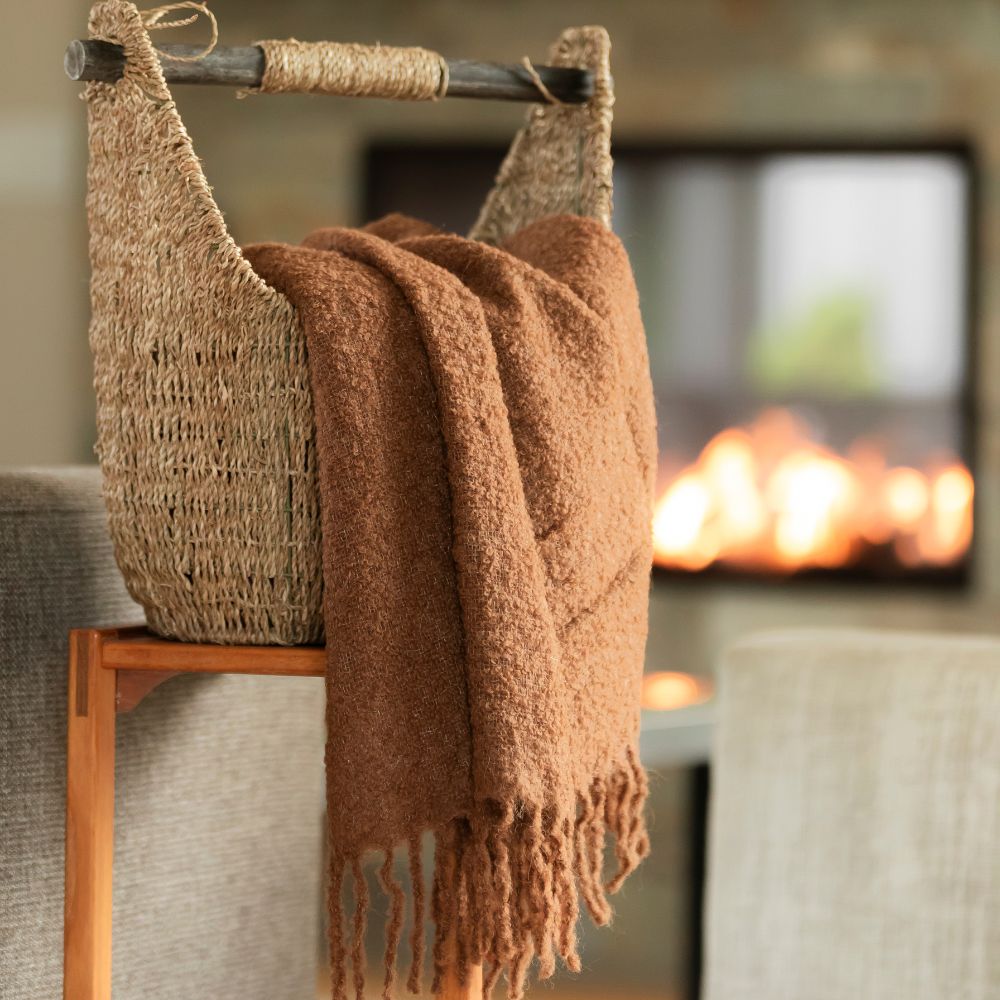 Bouclé Collection - Handloomed Alpaca Bouclé Camel Throw Blanket From Peru