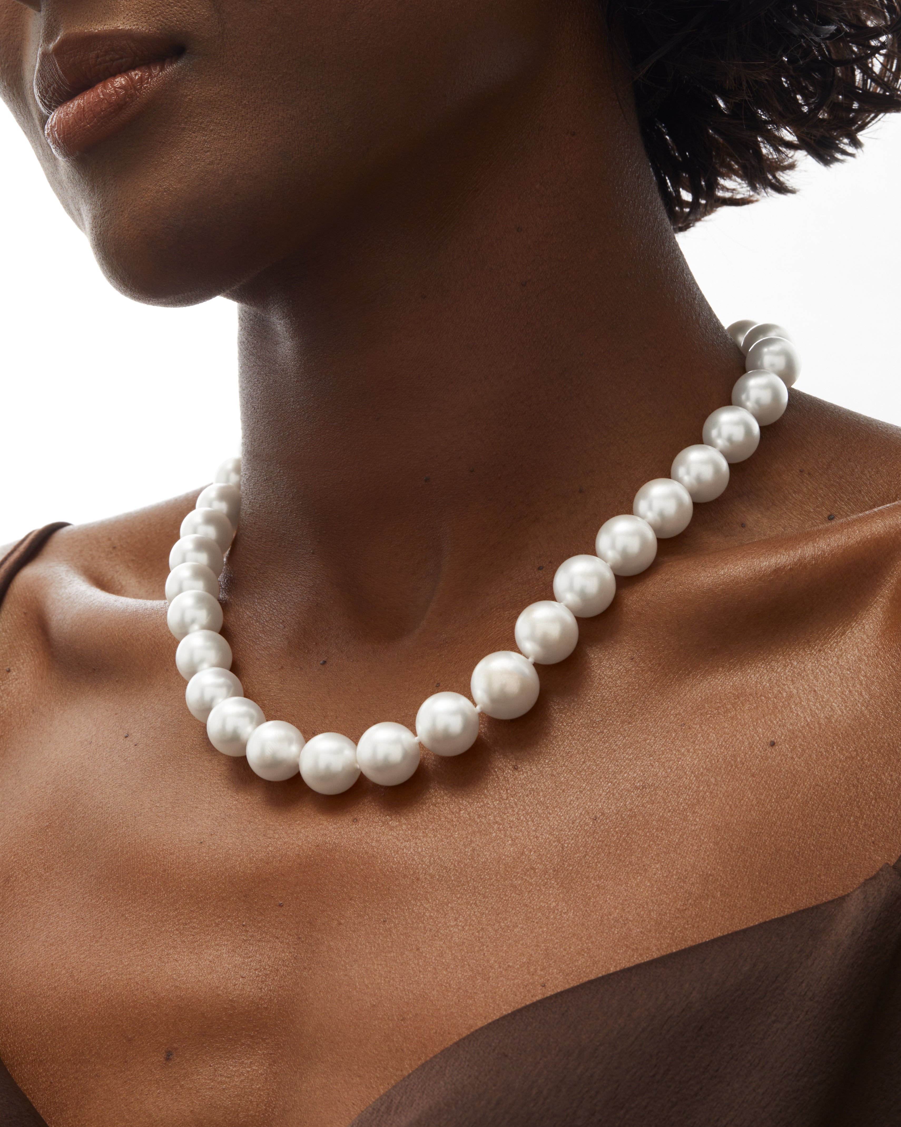 Australian South Sea Round Pearl Necklace in Rose Gold - Paz Lifestyle 