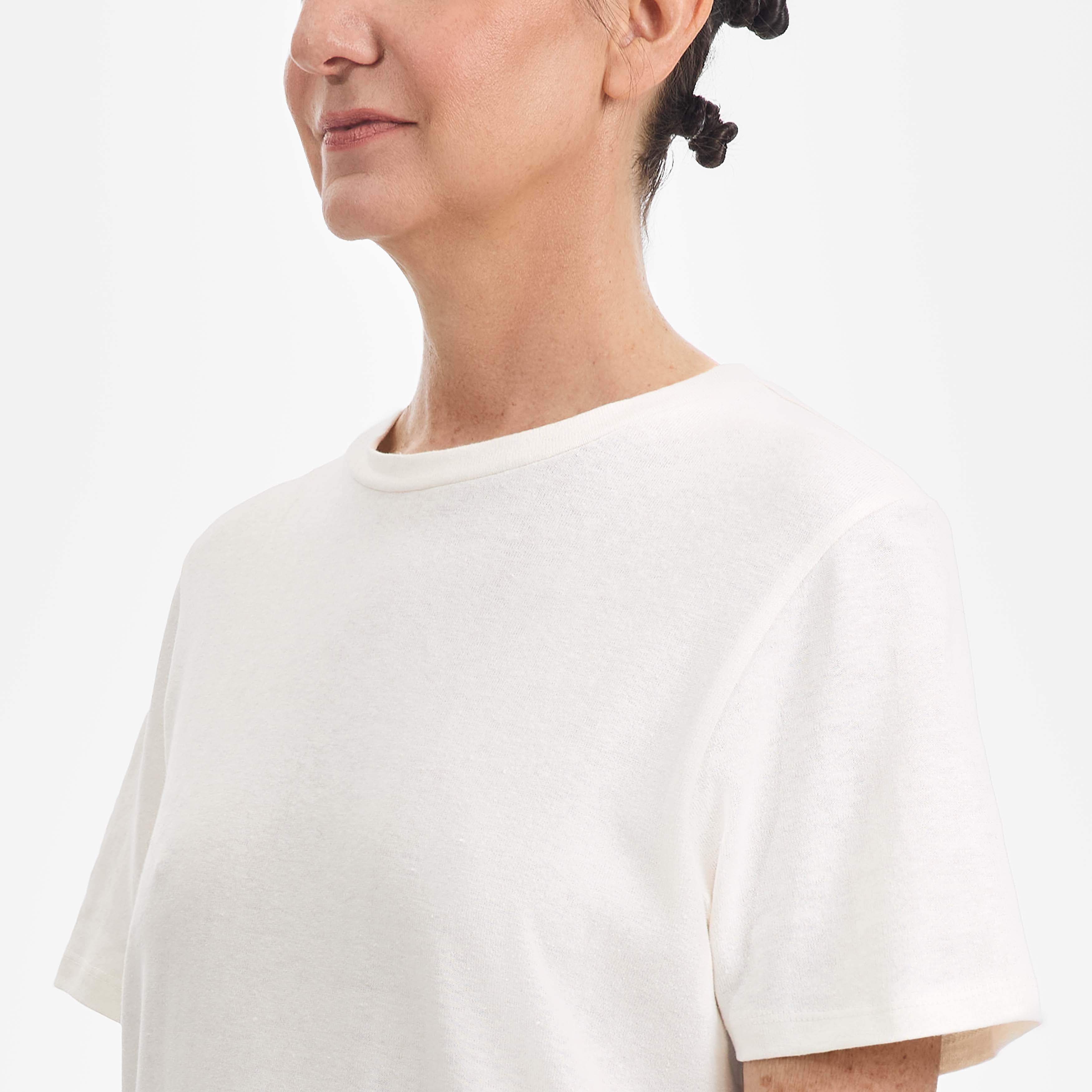 White T-Shirt - Paz Lifestyle 