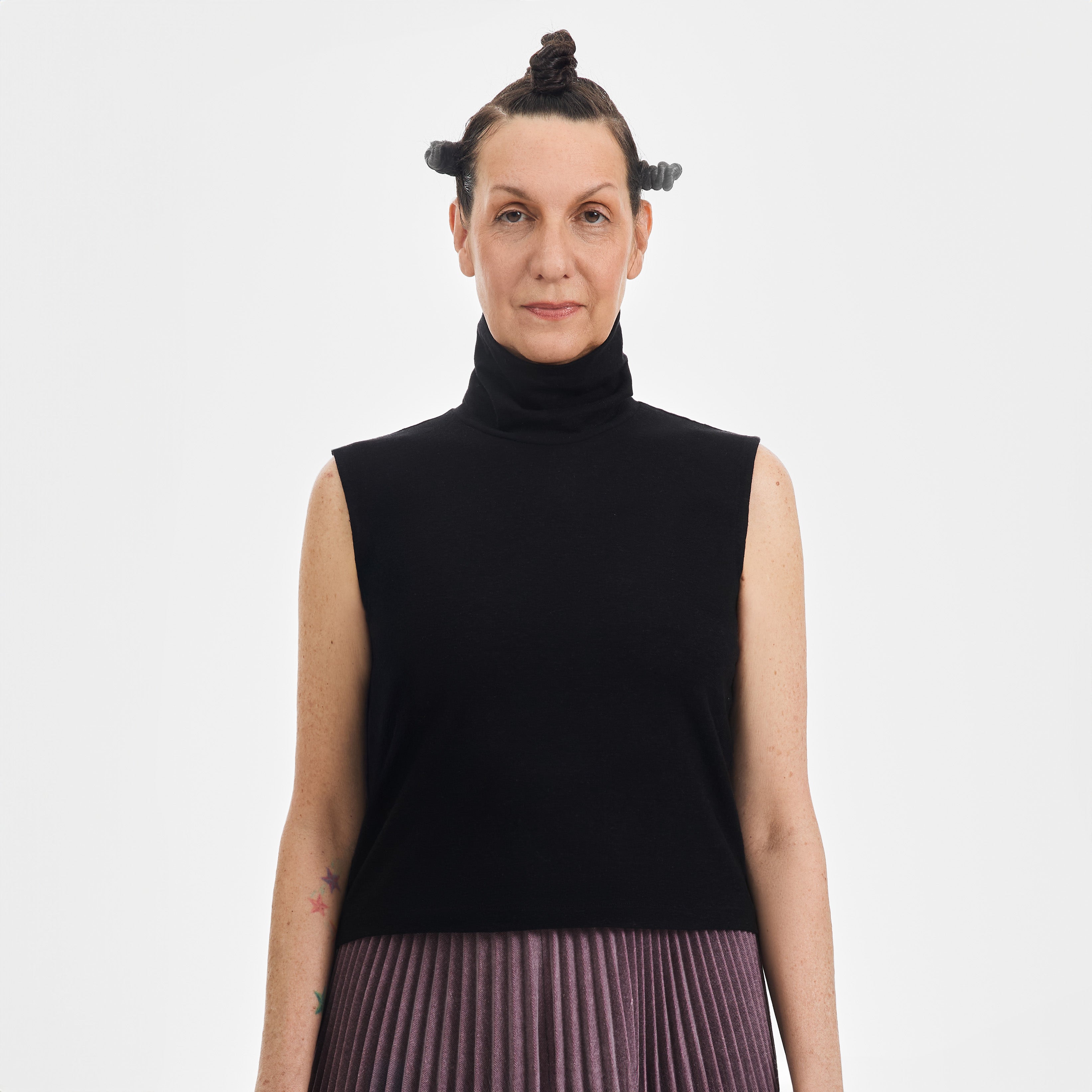 Sleeveless Turtleneck - Paz Lifestyle 