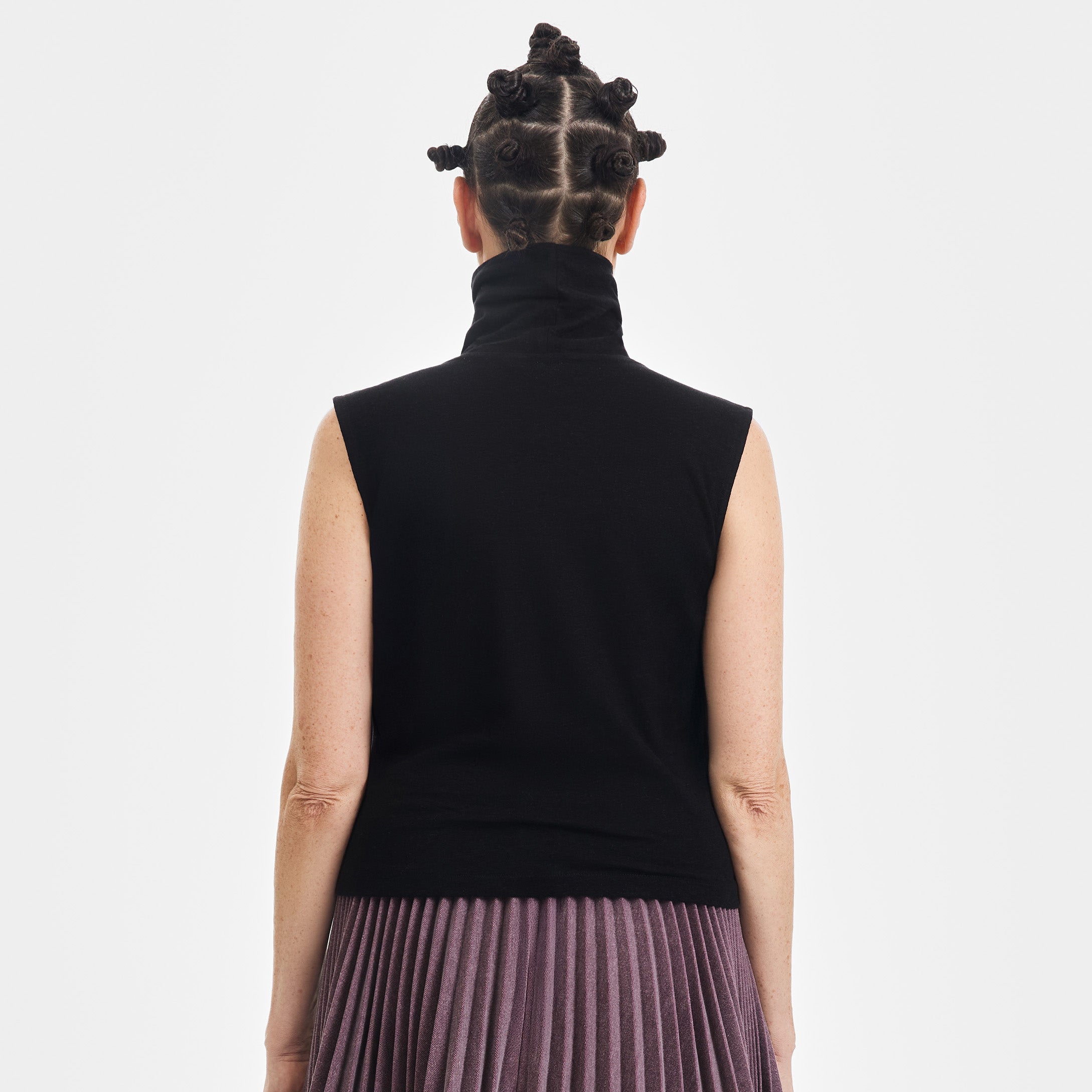 Sleeveless Turtleneck - Paz Lifestyle 