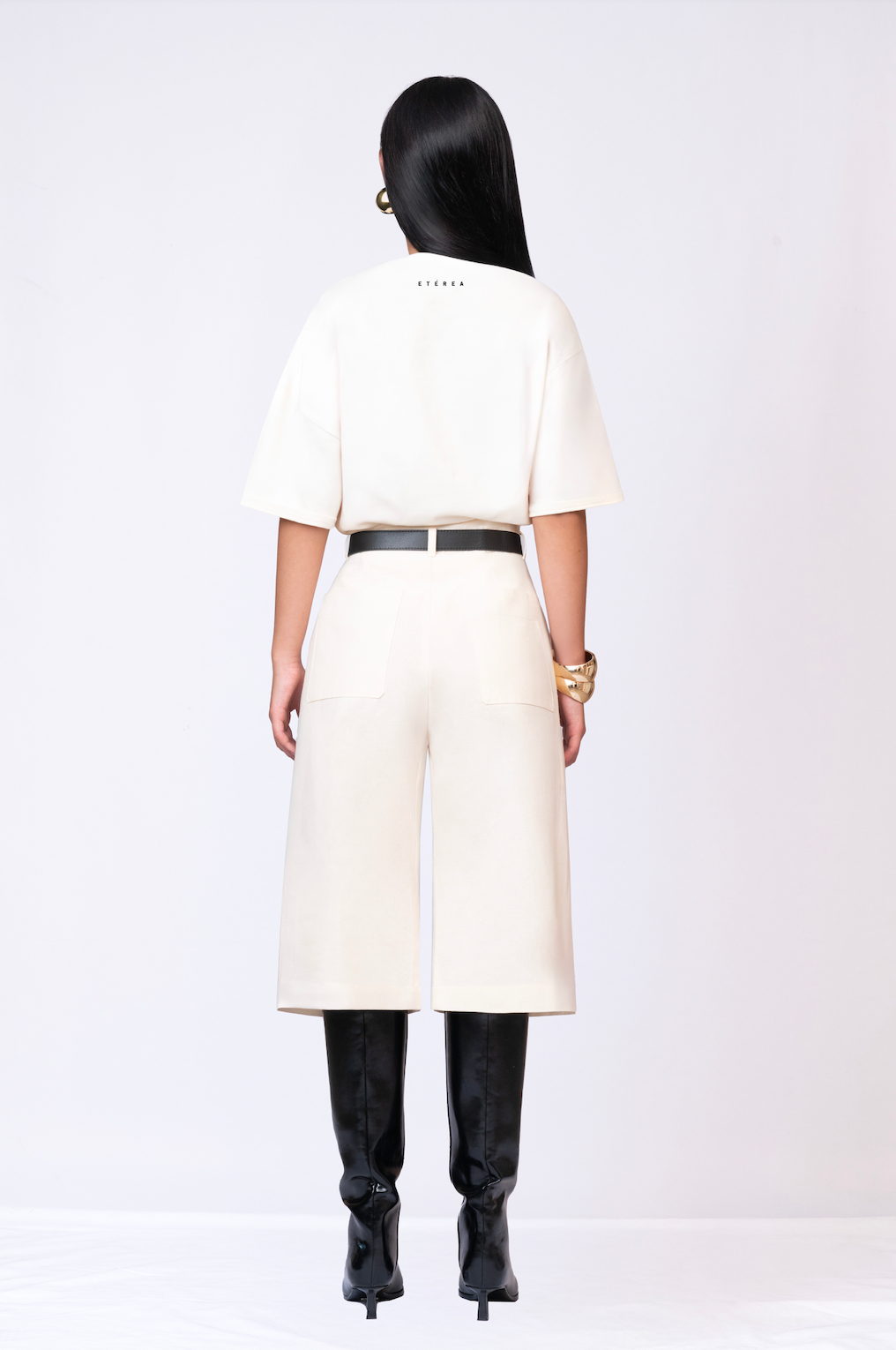 The Pezoneras T-shirt - Paz Lifestyle 