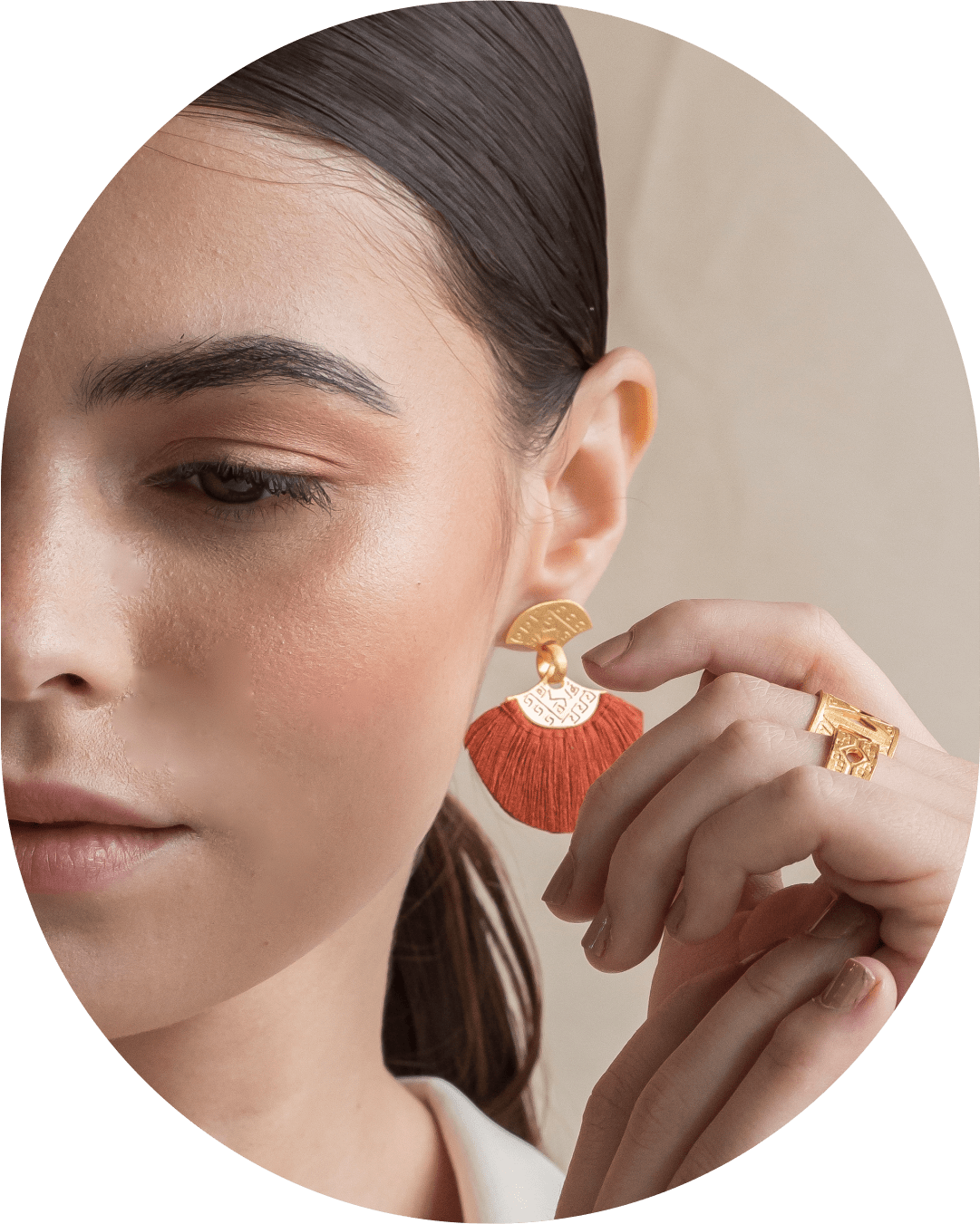 KIPAS Stud Earrings - Paz Lifestyle 