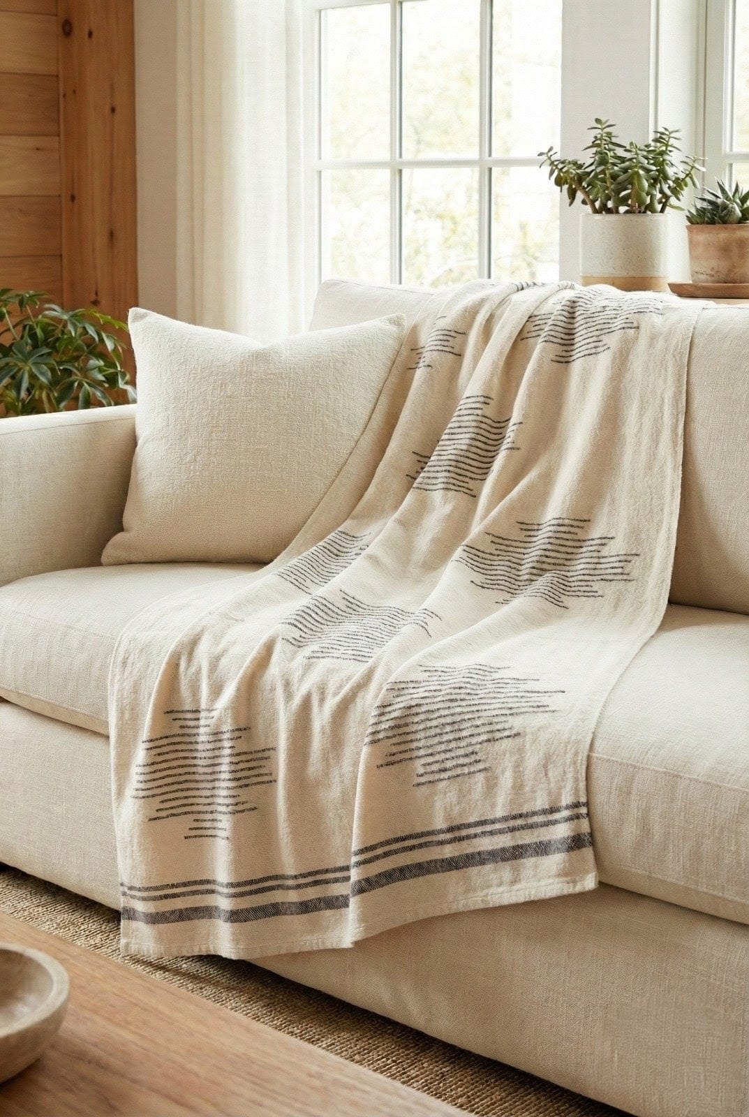 Handloomed 100% Alpaca Throw Blanket from Peru - Ink & Ivory Horizon - Miska Collection