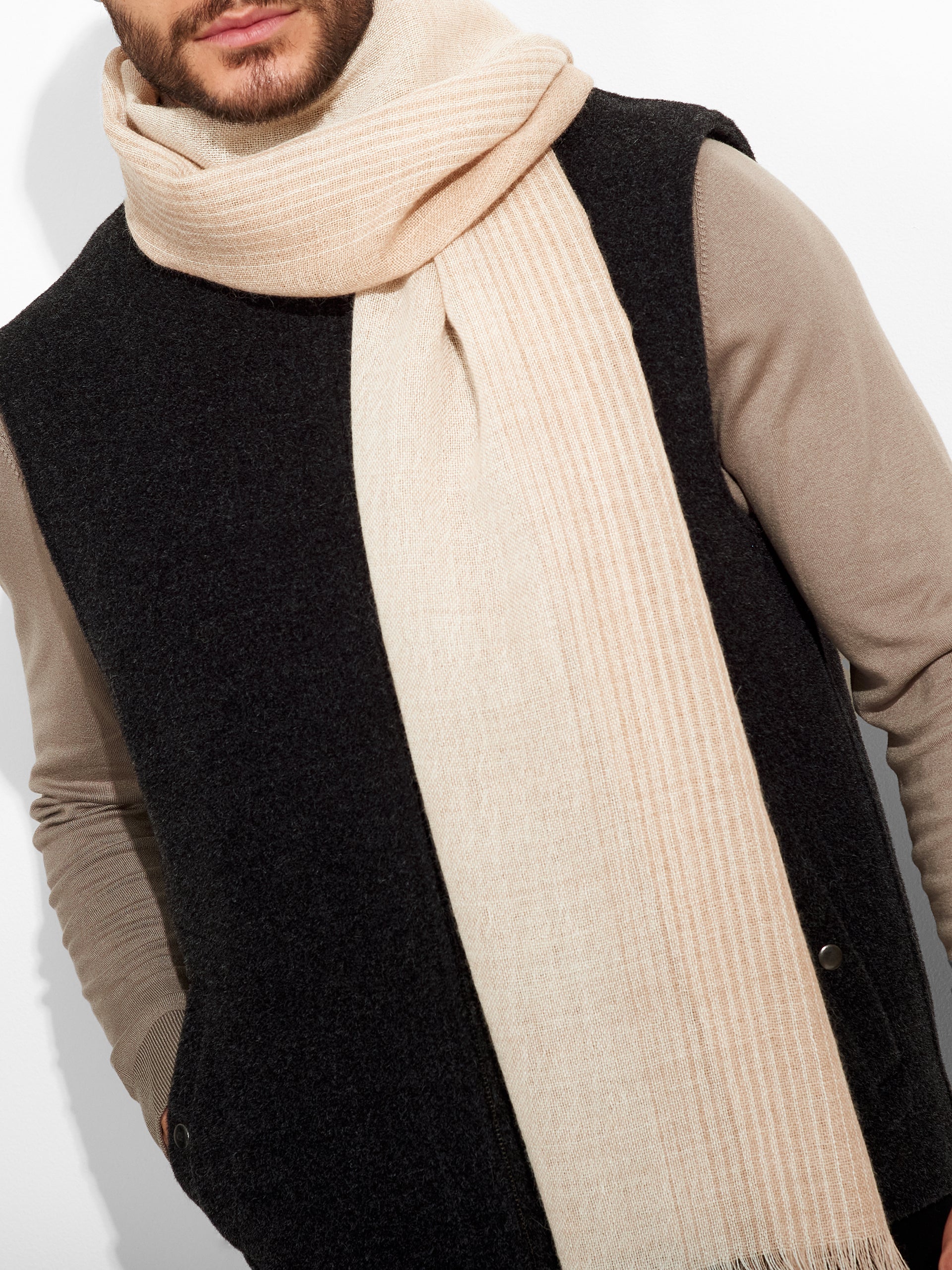 Pesca Shawl Baby Alpaca Color Beige