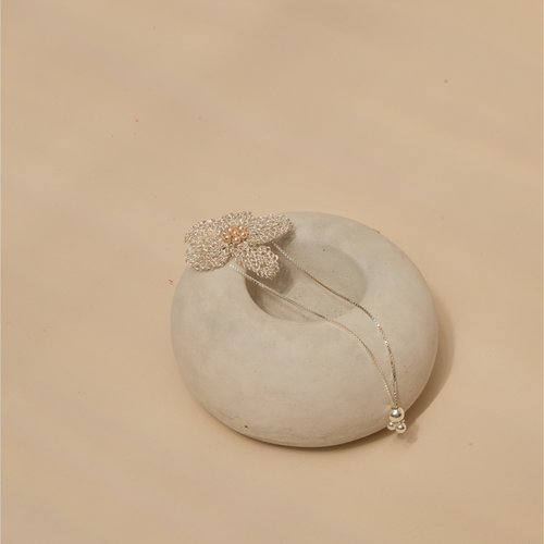 Adjustable Hibiscus Bracelet - Paz Lifestyle 
